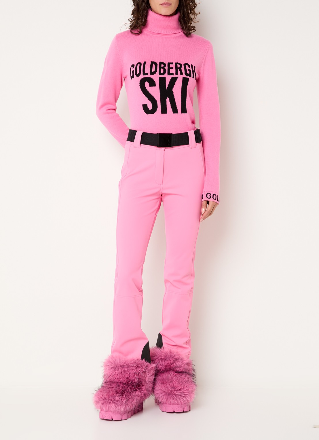 Goldbergh Pippa high waist flared fit skibroek met ritszakken - voorkant 7 roze