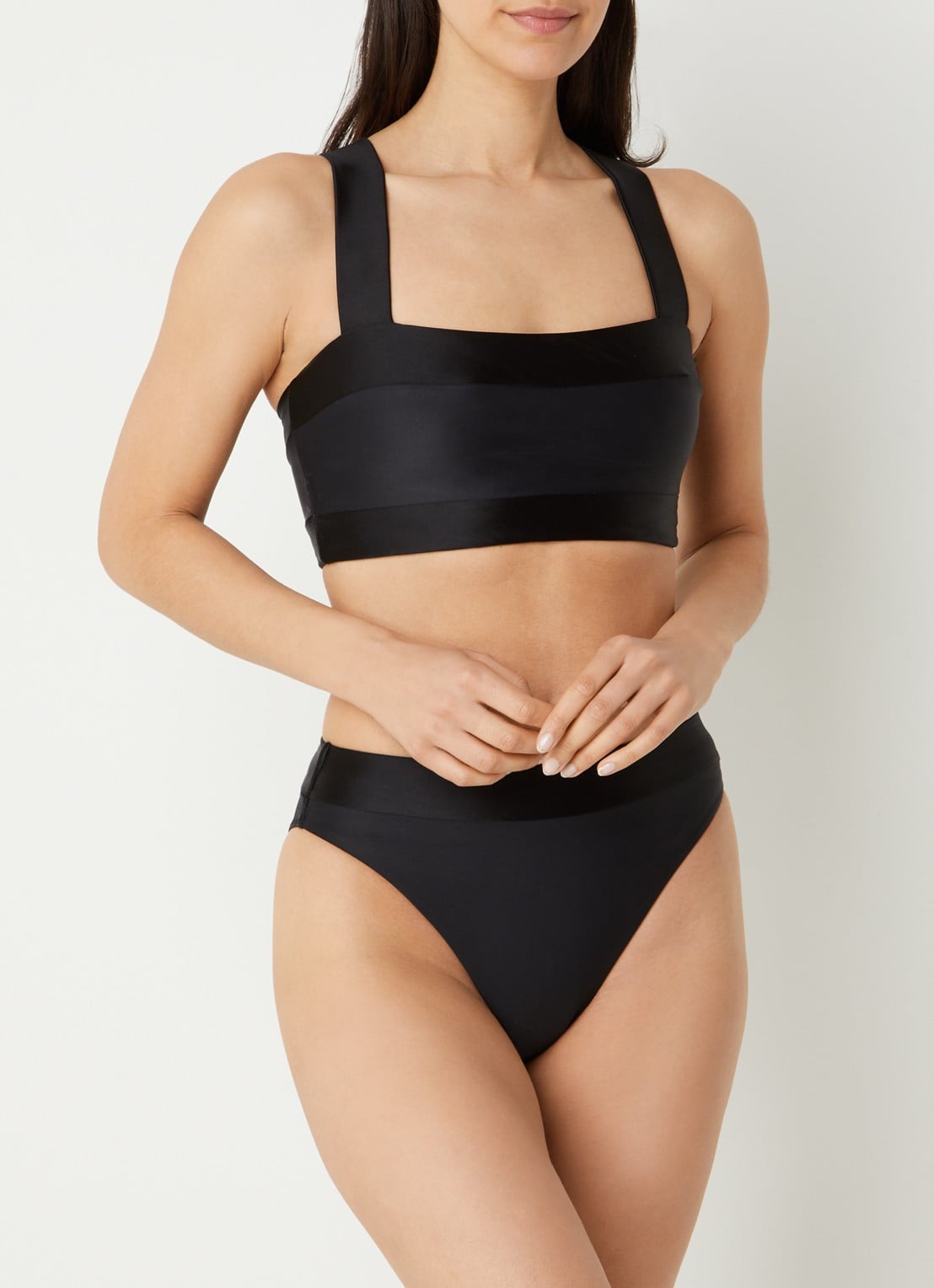 Goldbergh Plonge bandeau bikinitop met uitneembare vulling - detail 4 zwart