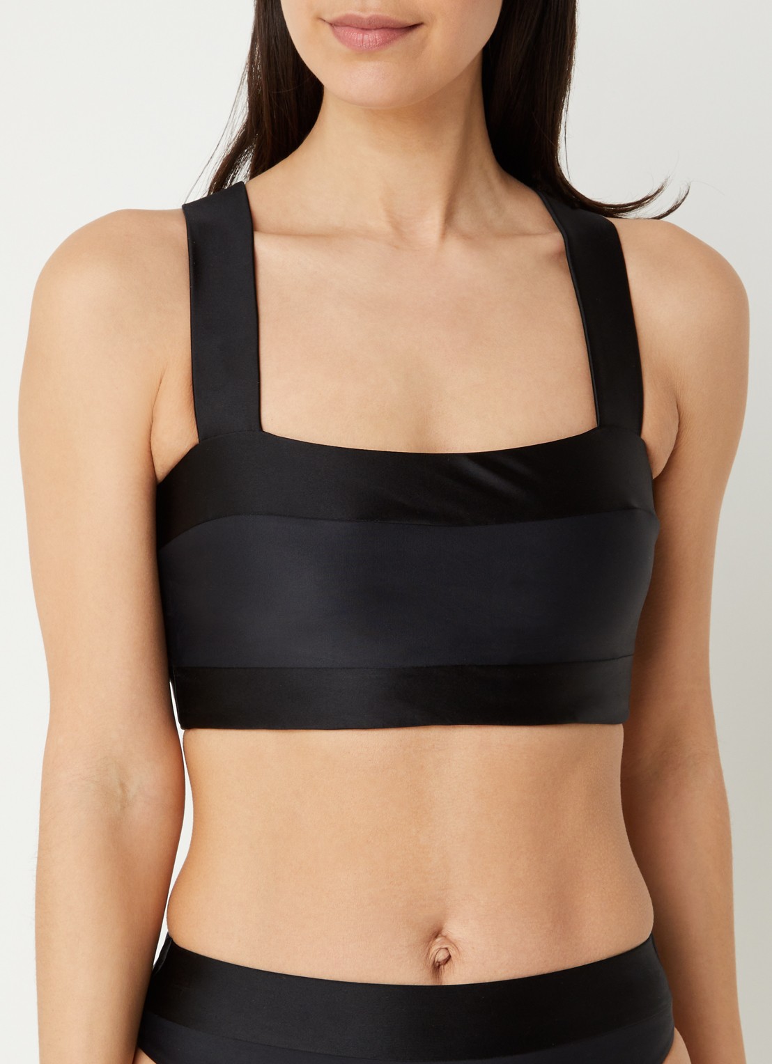 Goldbergh Plonge bandeau bikinitop met uitneembare vulling - voorkant 2 zwart