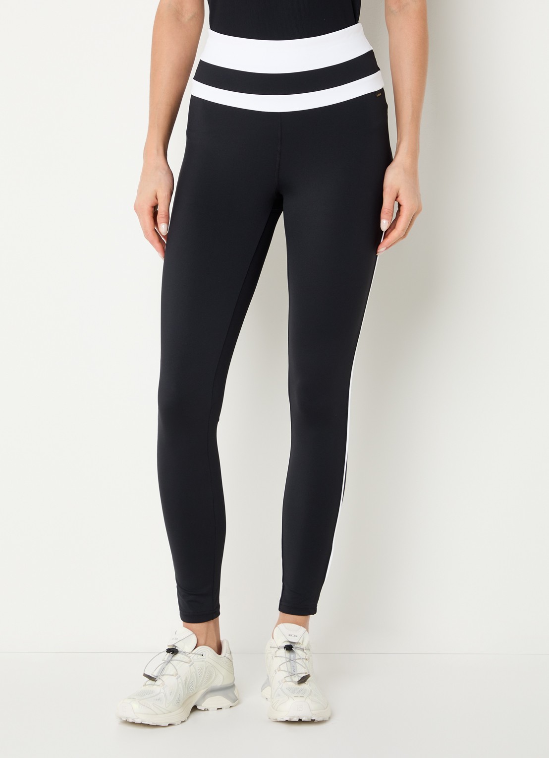 Goldbergh Sandora high waist trainingslegging - detail 4 zwart