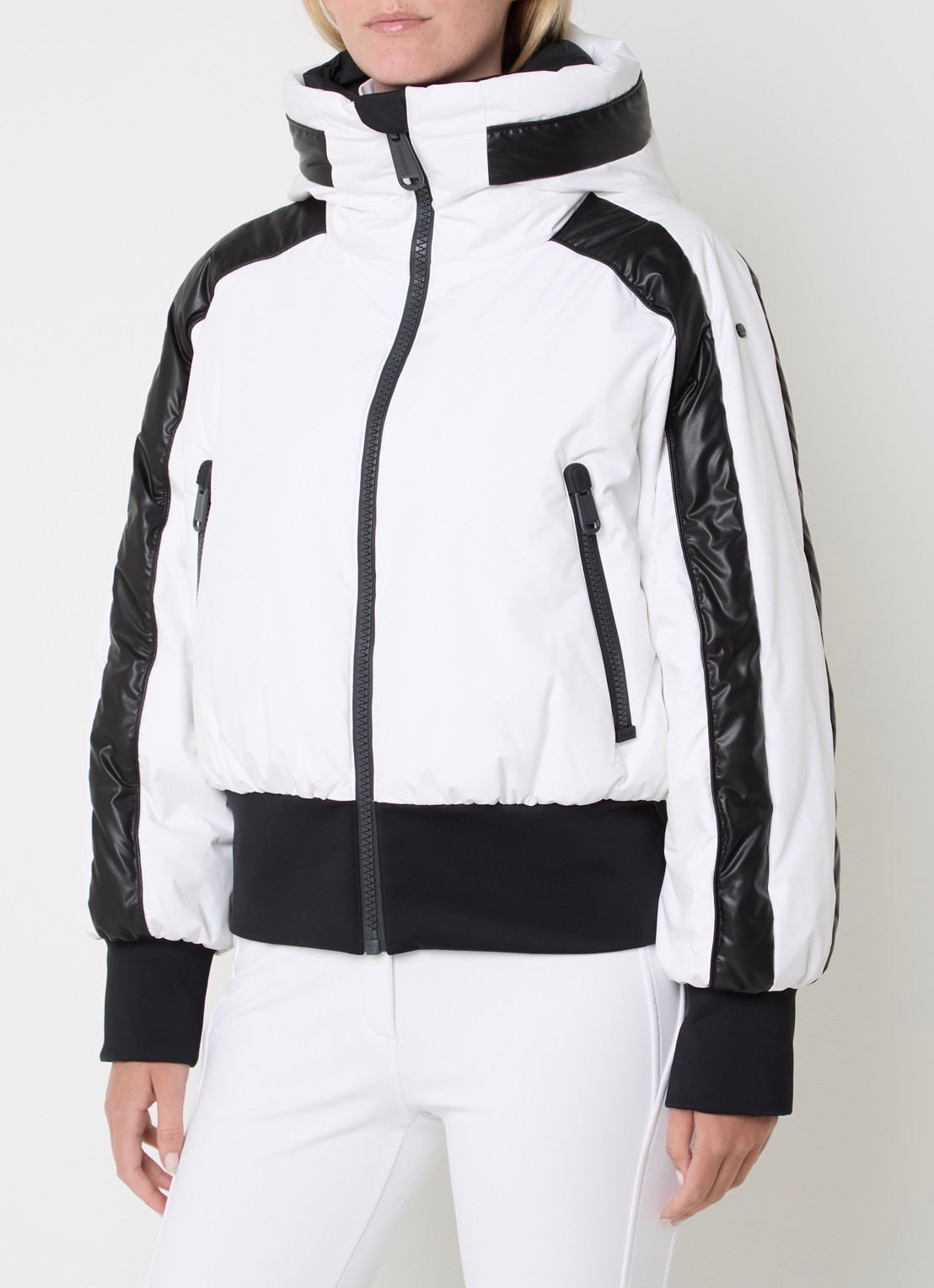 Goldbergh Volare ski-jas met capuchon en ritszakken - detail wit