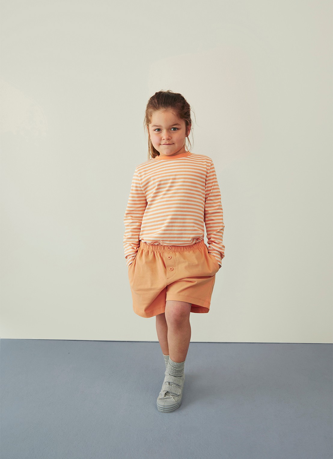 Gray Label Straight fit korte broek met steekzakken - voorkant 3 oranje