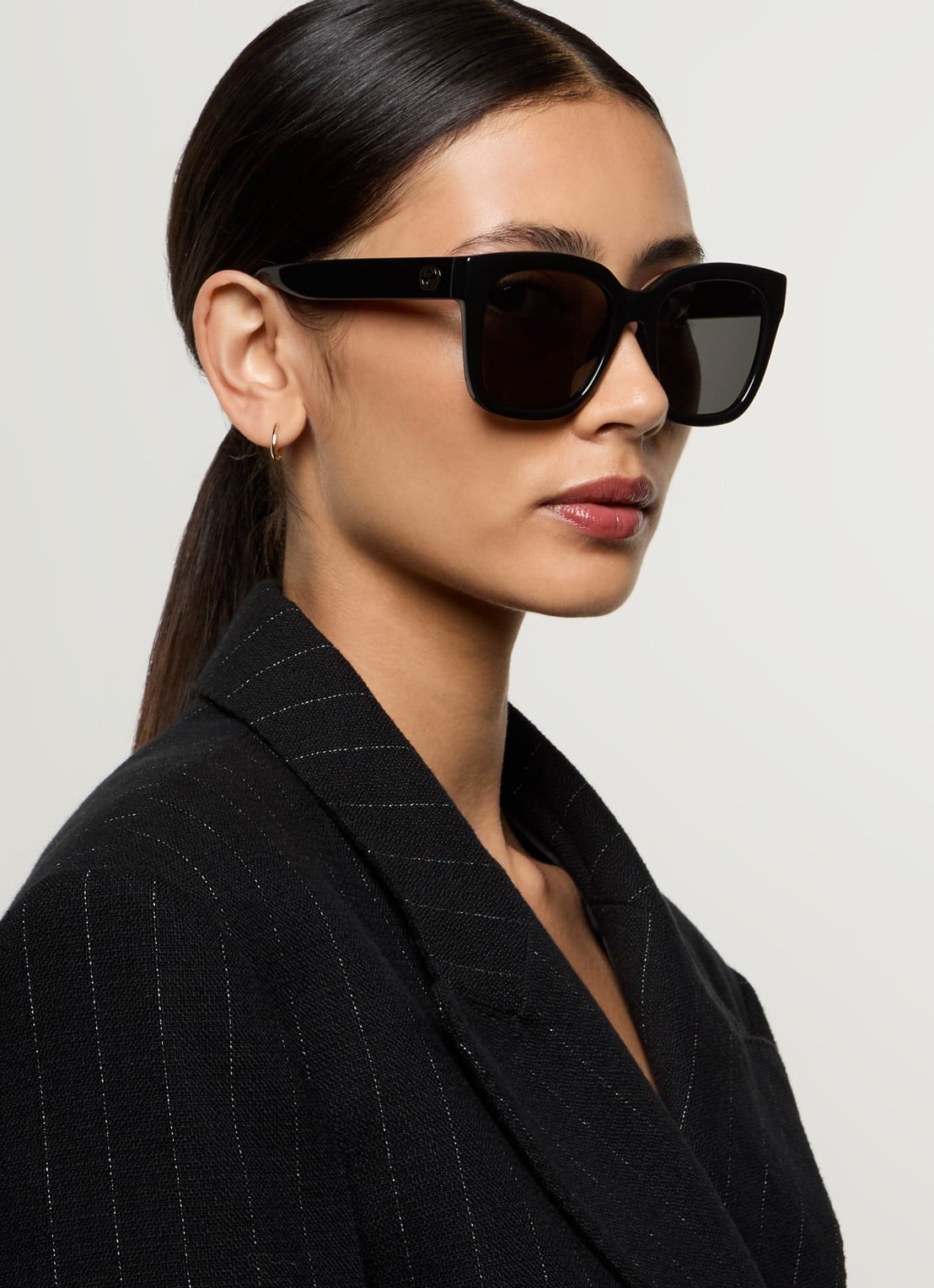 Gucci Butterfly zonnebril GG1338S - voorkant 5 zwart