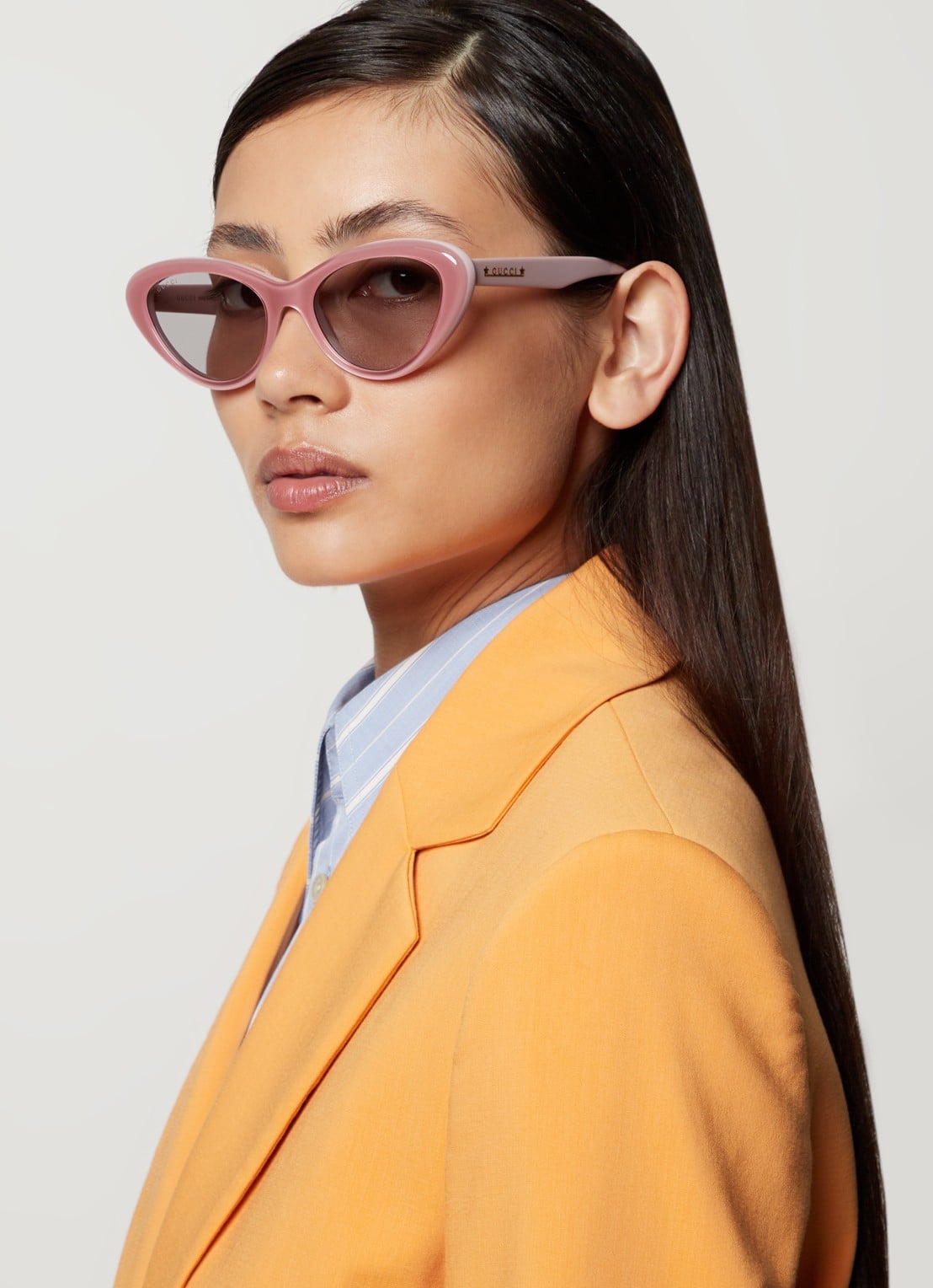 Gucci Cat Eye zonnebril GG1170S - voorkant 2 lichtroze