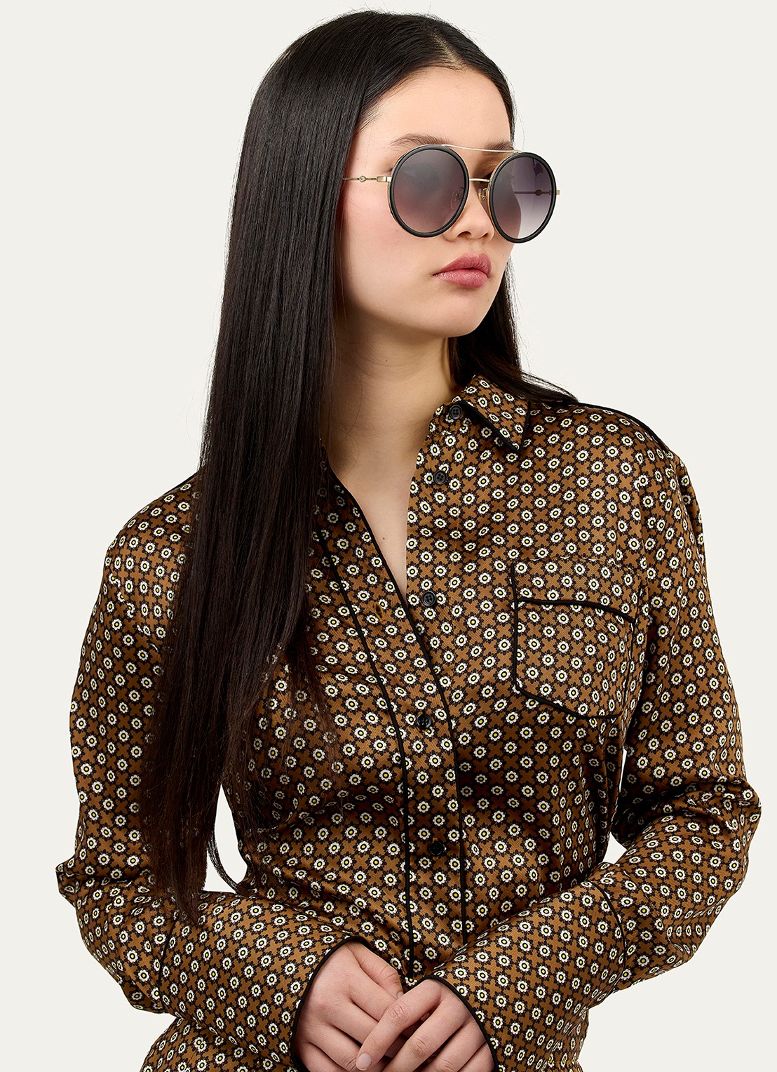 Gucci Retro zonnebril GG0061S - voorkant 5 zwart