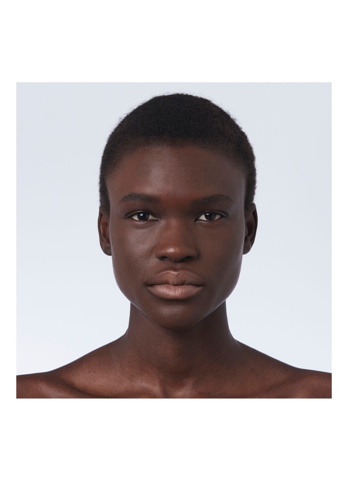 Gucci Rouge à Lèvres Satin - lipstick  - detail 6 104 penny beige