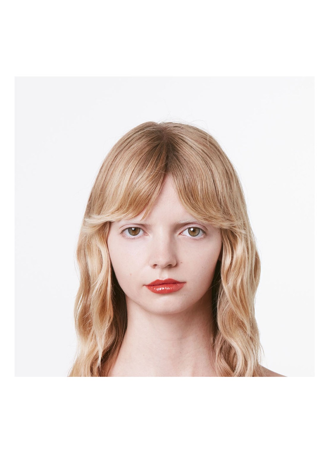 Gucci Rouge de Beauté Brillant Glow en Care - lipstick - detail 5 515 devotion