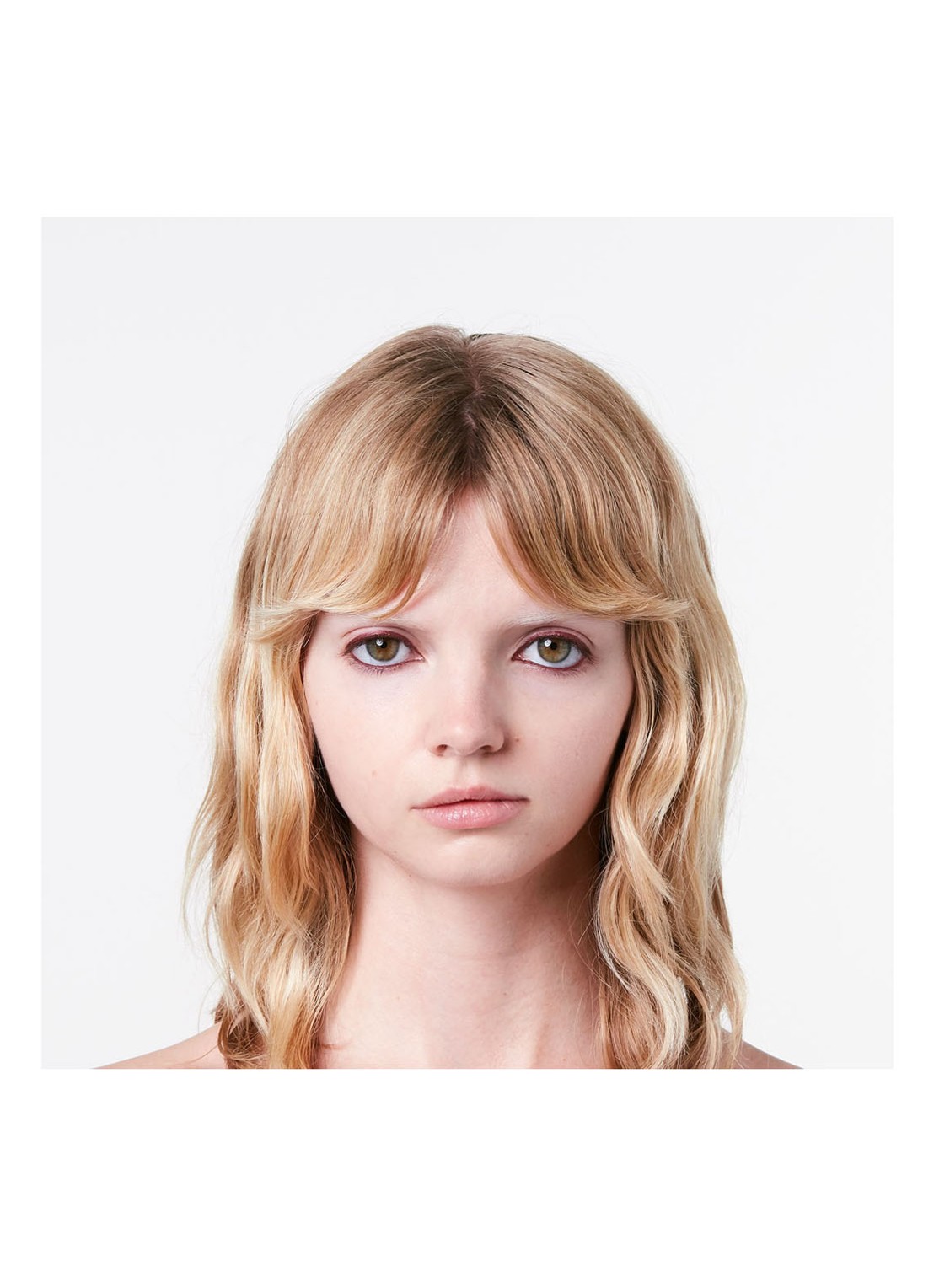 Gucci Stylo Contour des Yeux - waterproof eyeliner - detail 3 4 bordeaux