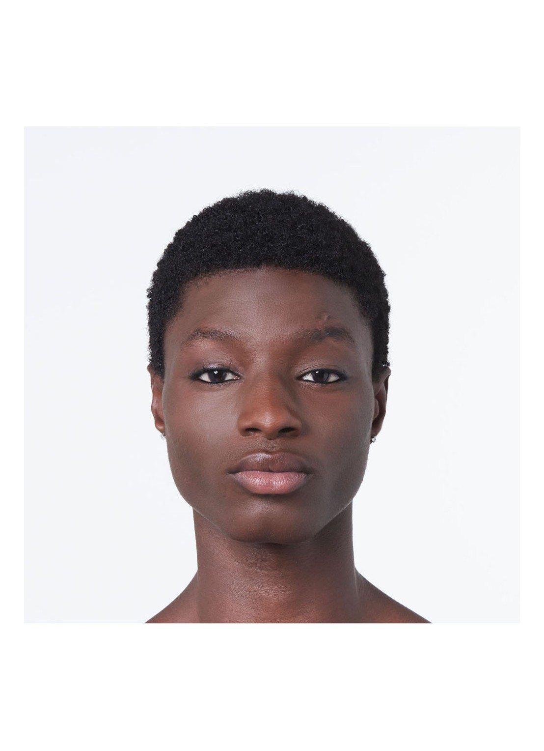 Gucci Stylo Contour des Yeux - waterproof eyeliner - detail 6 1 noir
