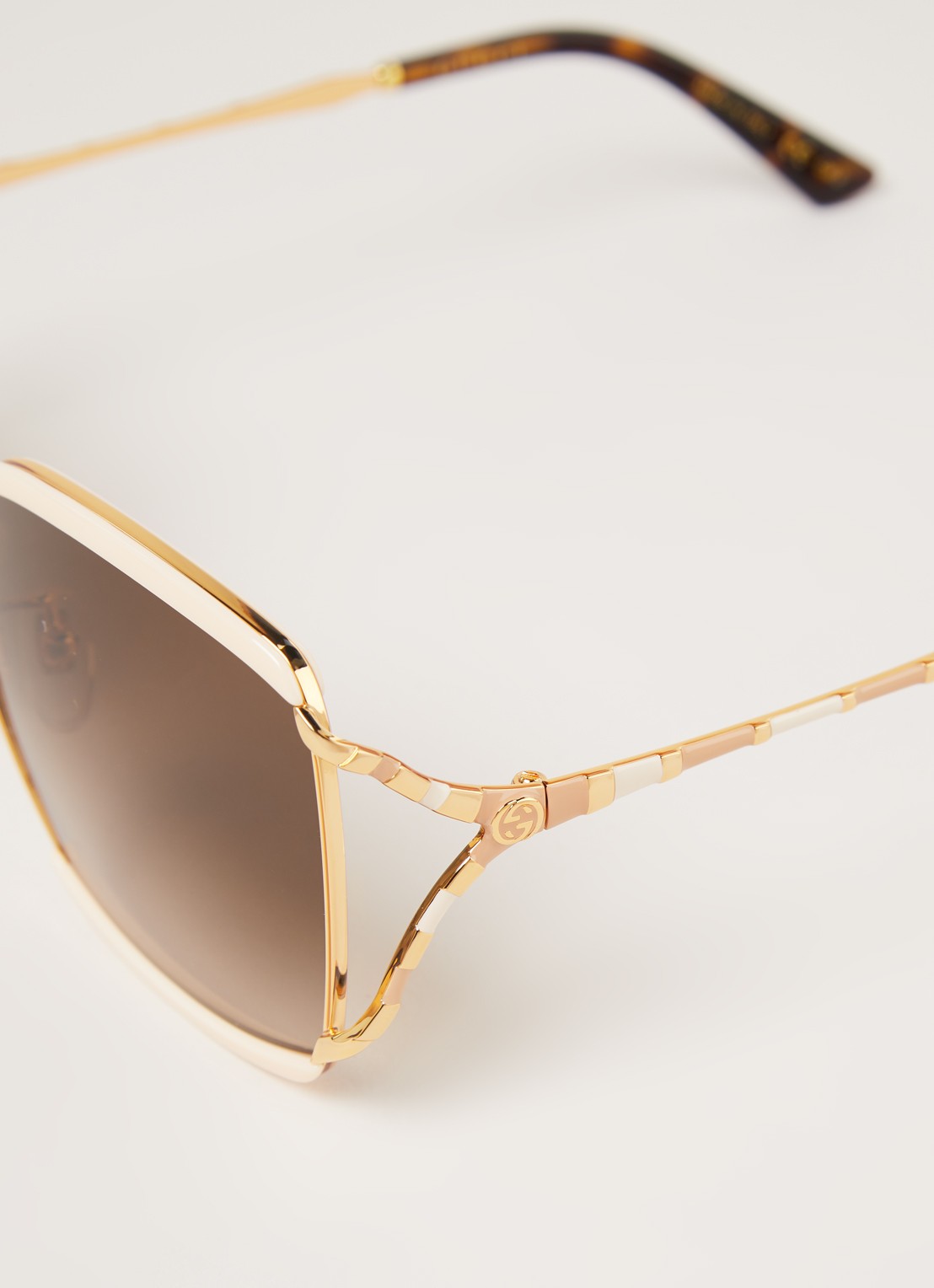 Gucci Zonnebril GG0593SK - detail 2 ivoor