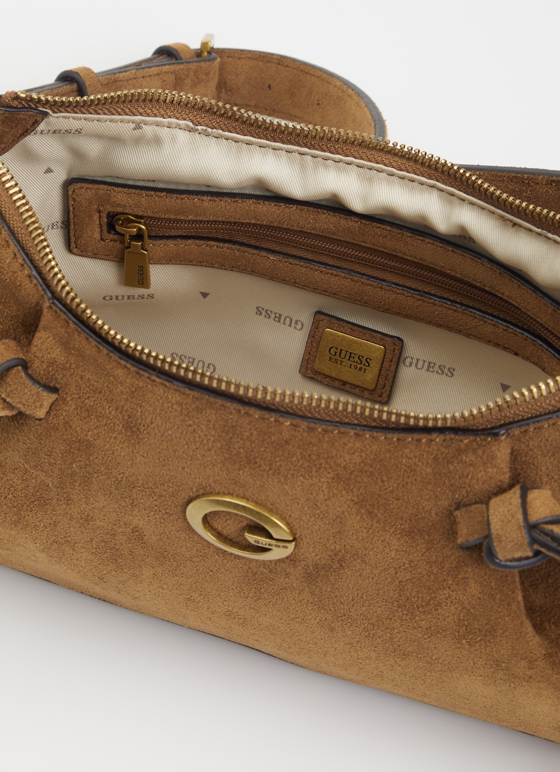 GUESS Allegra schoudertas met logo - detail 2 cognac