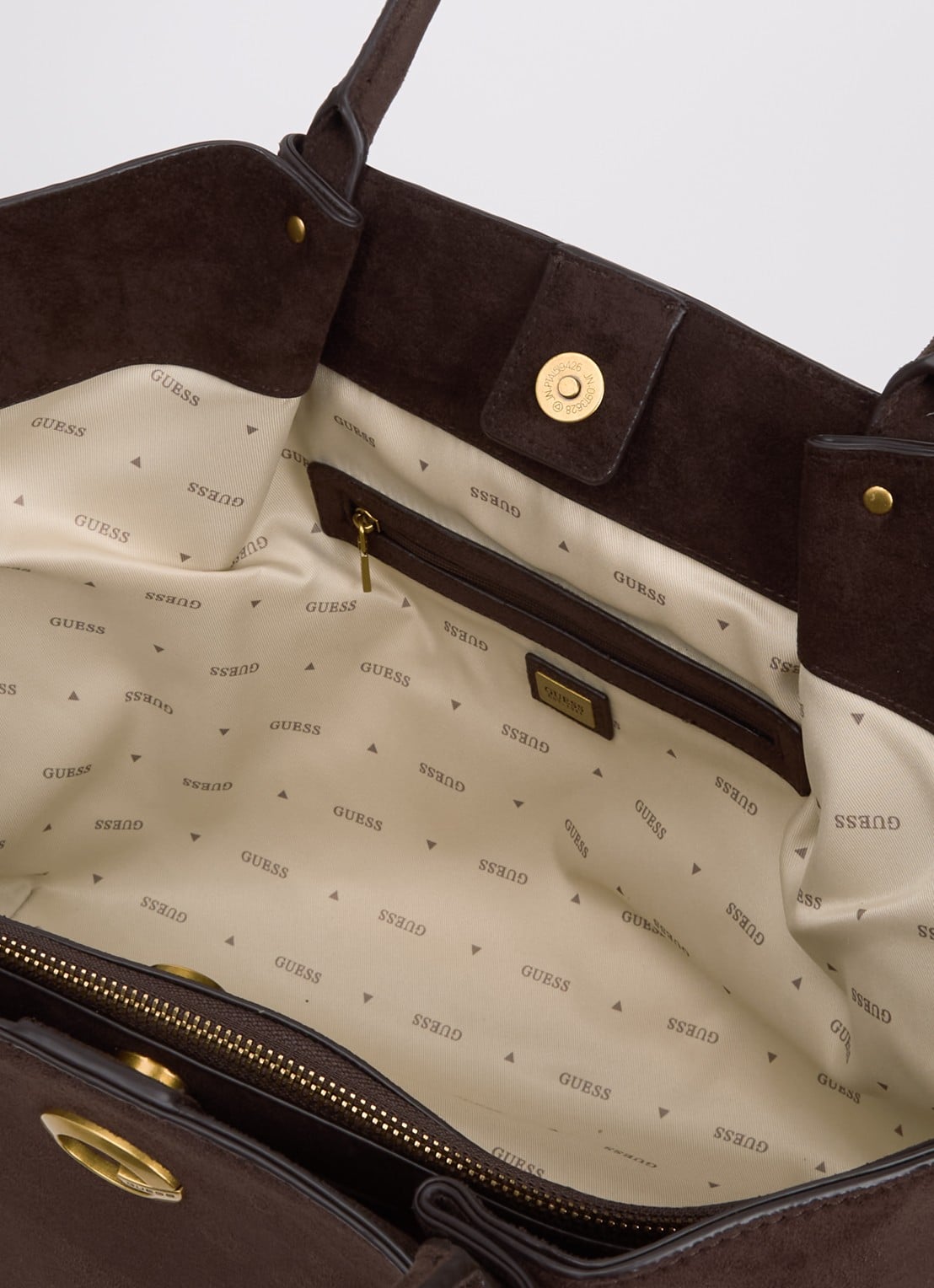 GUESS Allerga schoudertas met logo - detail 3 donkerbruin