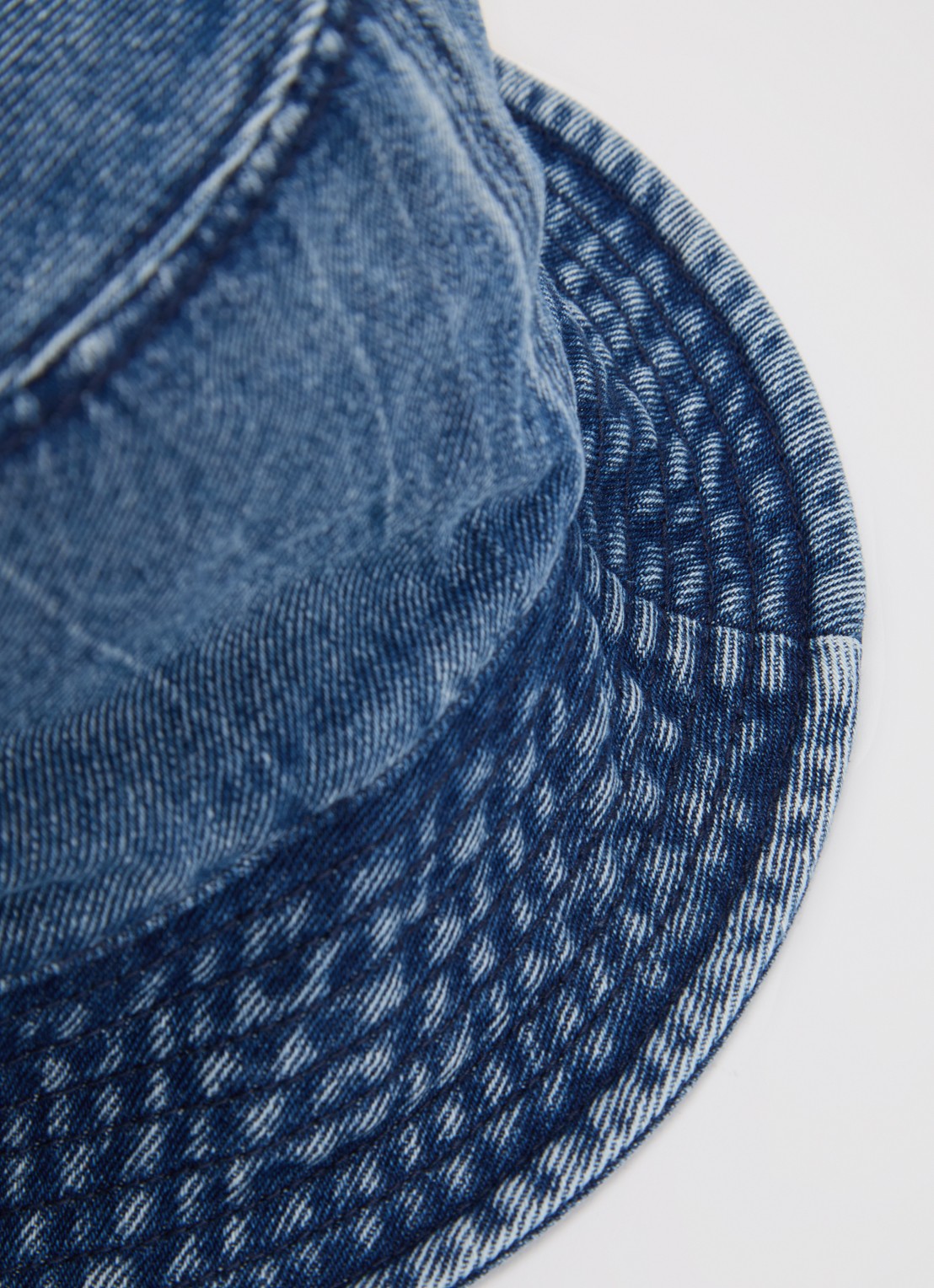 GUESS Bucket hoed van denim met logo - detail denim