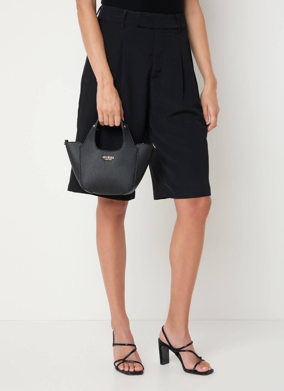 GUESS Calista Mini crossbodytas met uitneembaar etui - voorkant 6 zwart