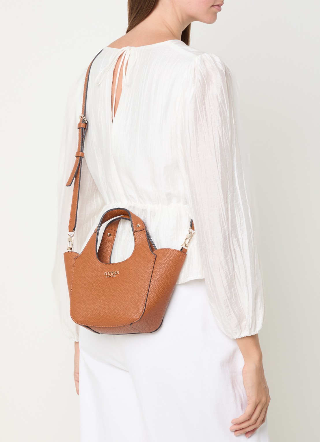 GUESS Calista Mini crossbodytas met uitneembaar etui - voorkant 2 oranjebruin