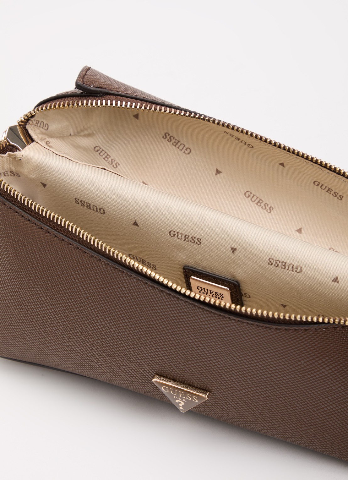 GUESS Danielle Canister handtas met afneembare schouderriem - detail 3 chocoladebruin