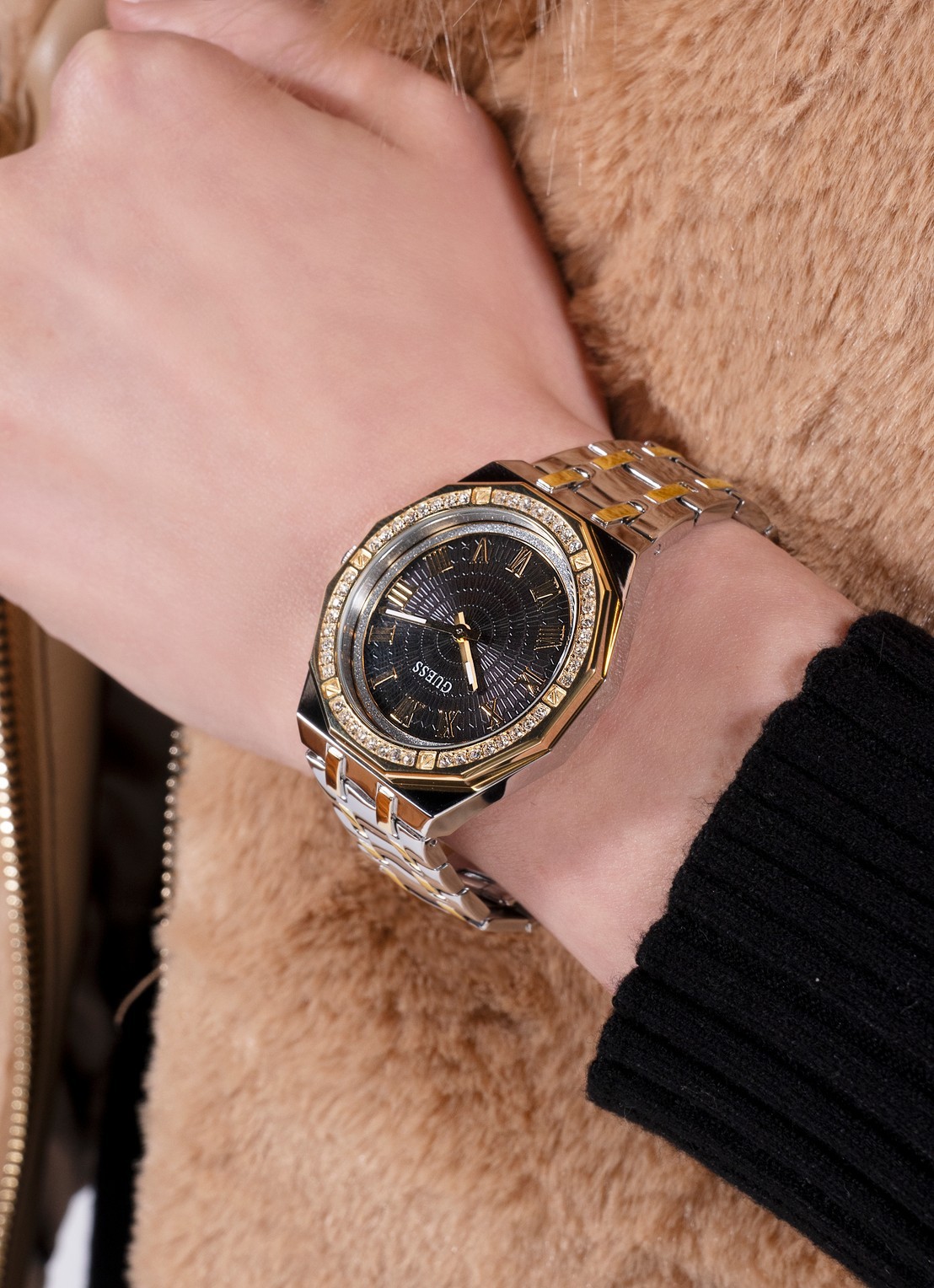 GUESS Desire horloge GW0770L4  - voorkant 2 zilver