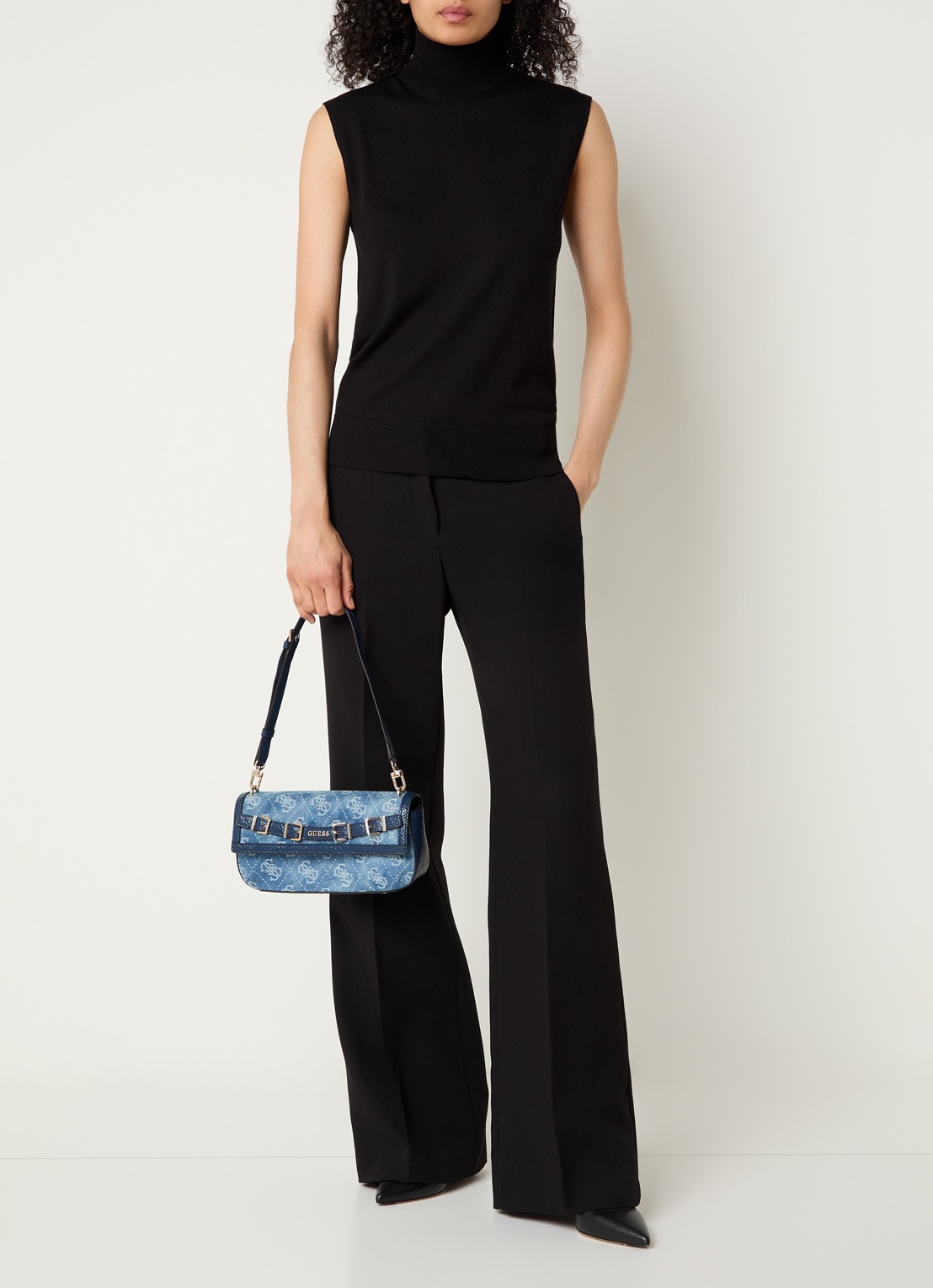 GUESS Dovie schoudertas van denim met logo print  - voorkant 7 indigo