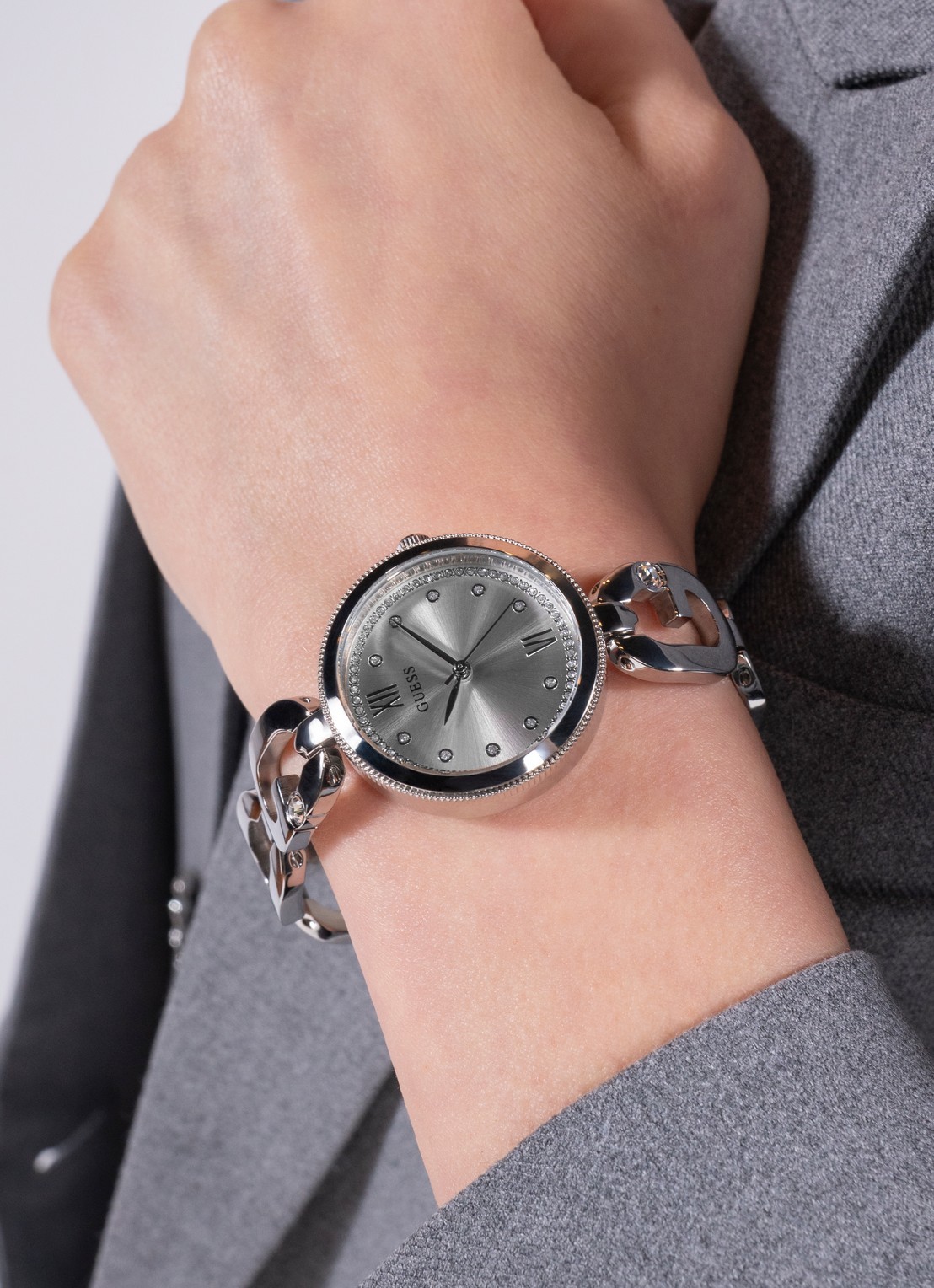 GUESS Empower horloge GW0759L1 - voorkant 5 zilver