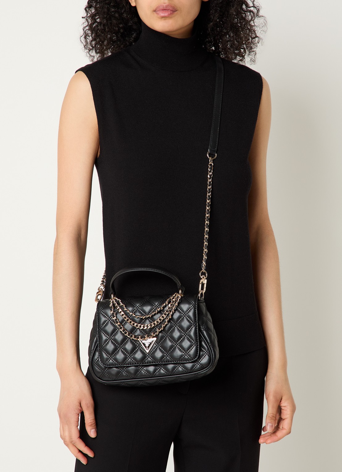 GUESS Giully II handtas met quilt patroon en afneembare schouderriem - voorkant 2 zwart