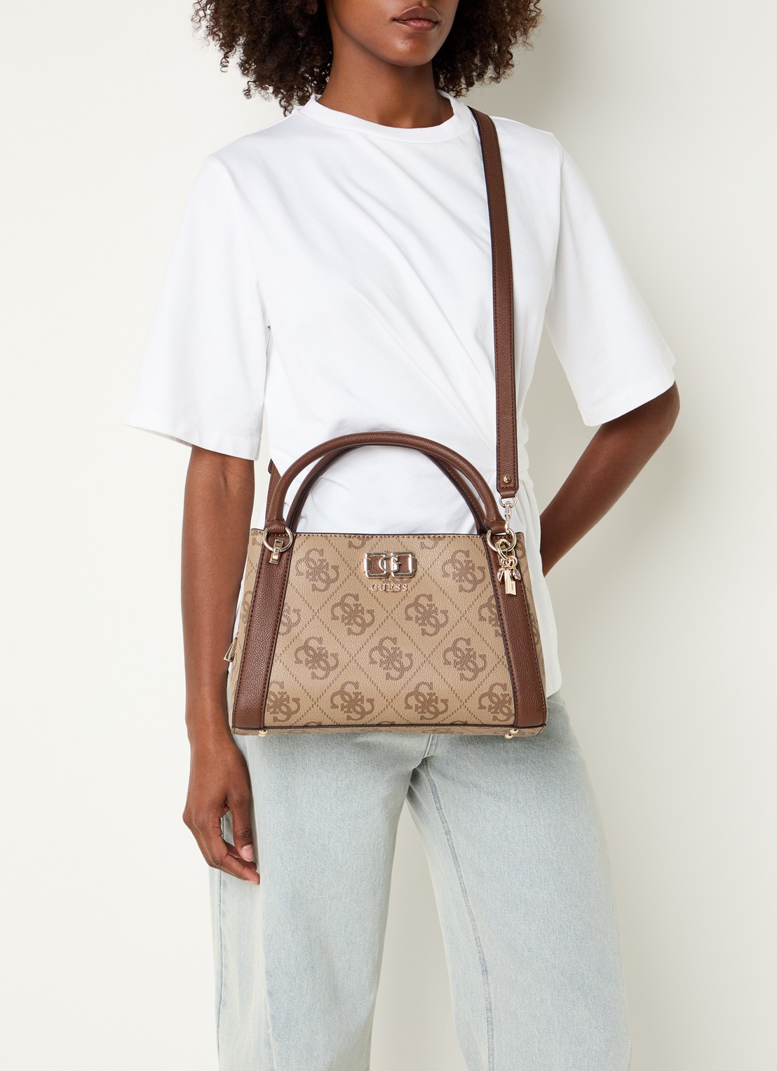 GUESS Karnilla Logo schoudertas met logo en afneembare schouderriem  - voorkant 6 bruin