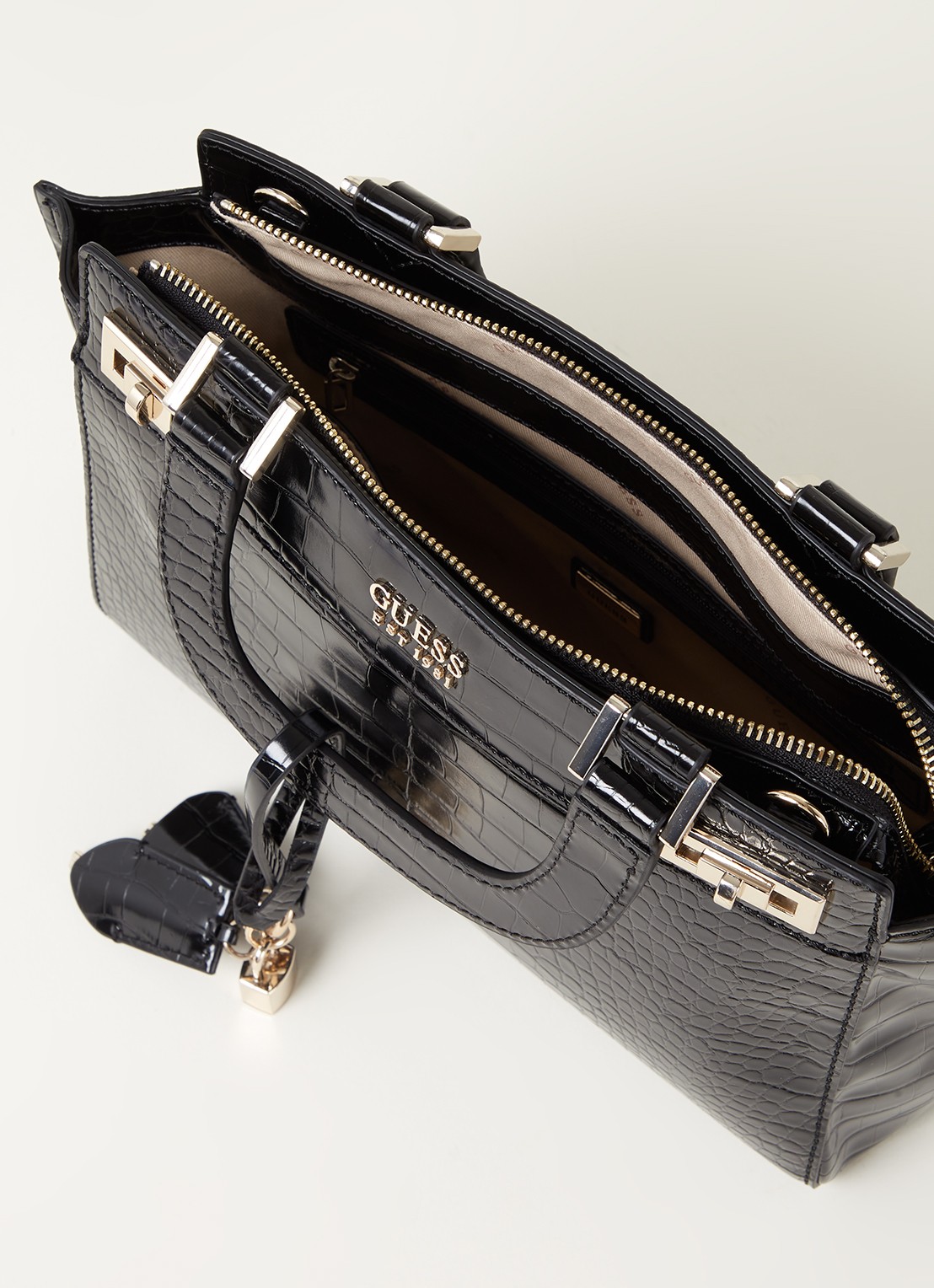GUESS Katey handtas met crocostructuur - detail 2 zwart
