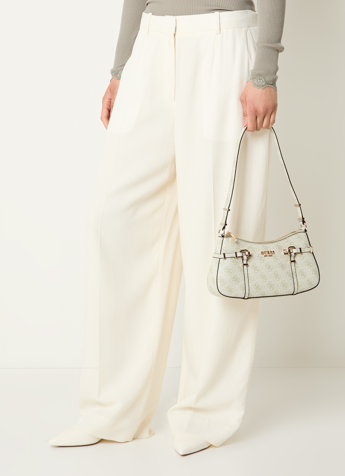 GUESS Leona logo schoudertas met logoprint  - voorkant 6 lichtgroen