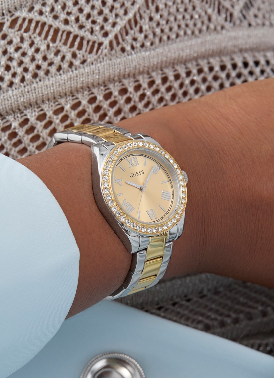 GUESS Mini Luna horloge GW0841L2  - detail 3 zilver