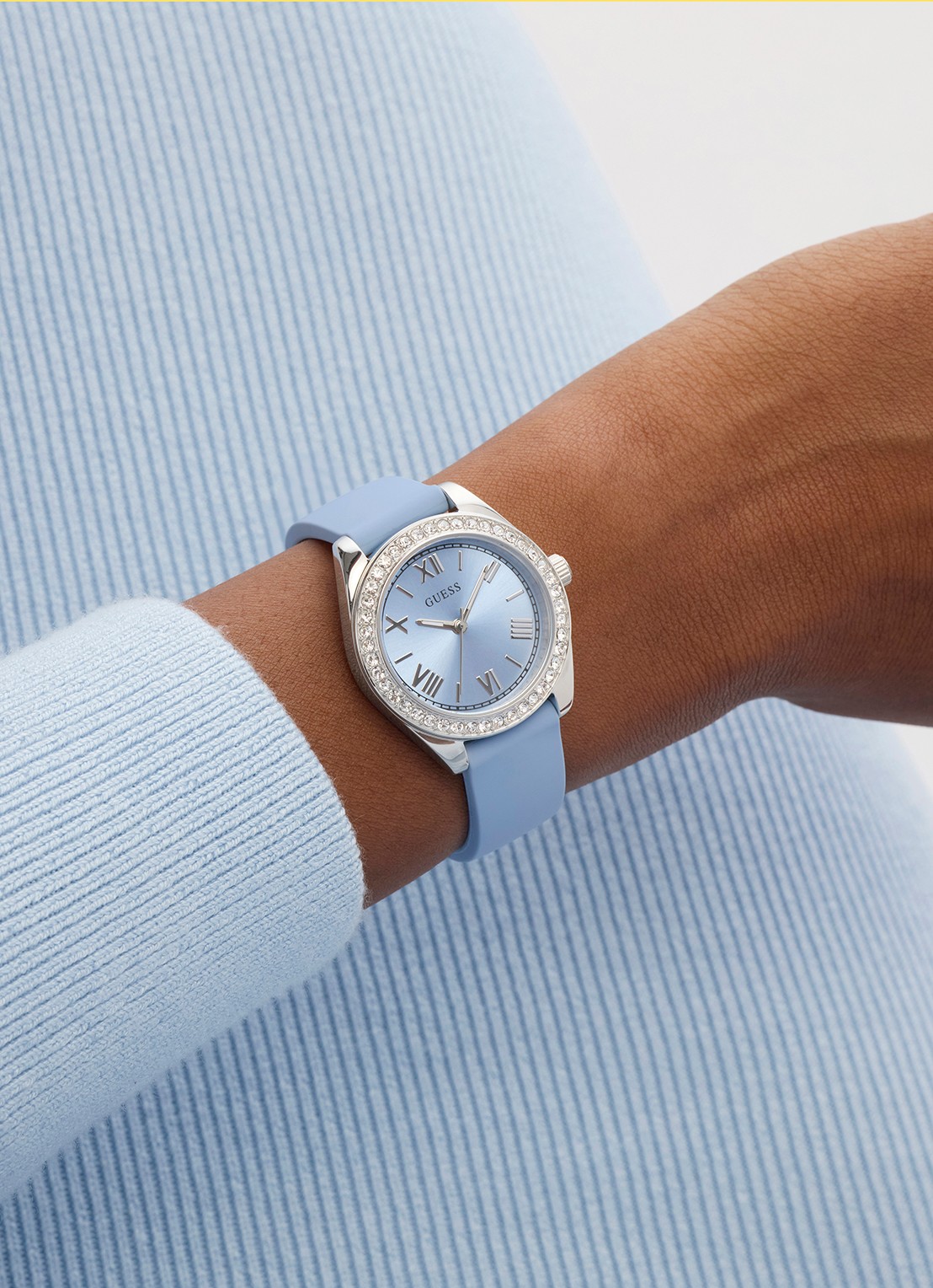 GUESS Mini Luna horloge GW1000L1 - detail zilver