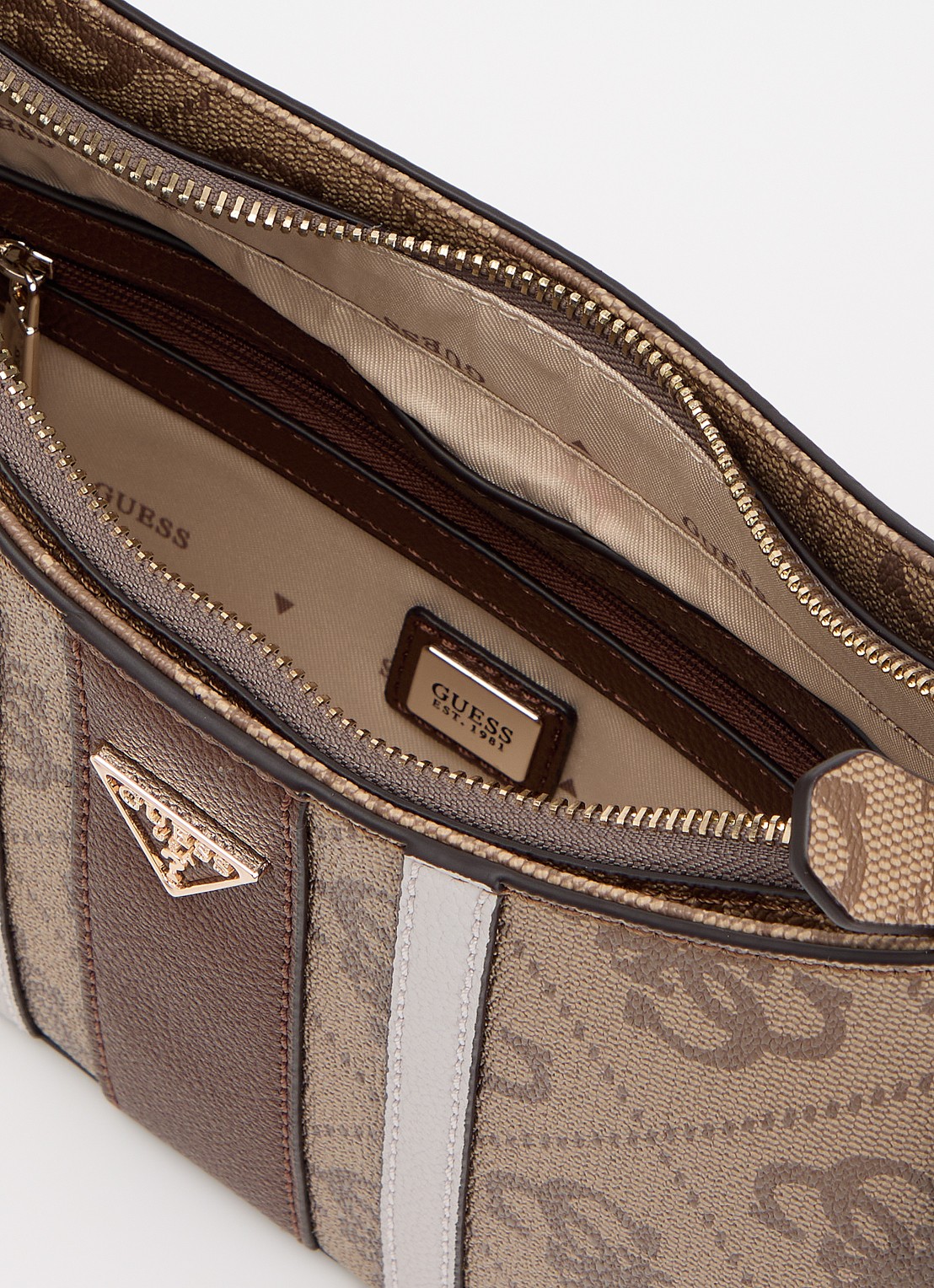 GUESS Noelle II schoudertas met logoprint en afneembare schouderriem - detail lichtbruin