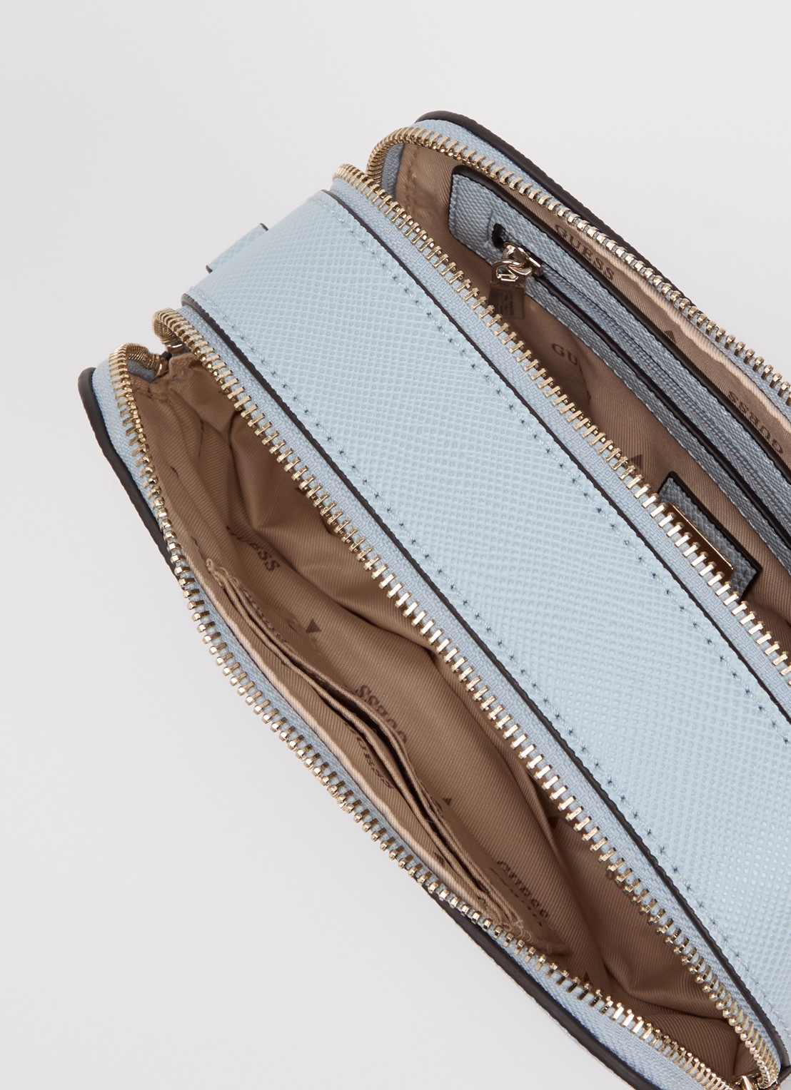 GUESS Noelle ll crossbodytas met logo - detail 4 lichtblauw