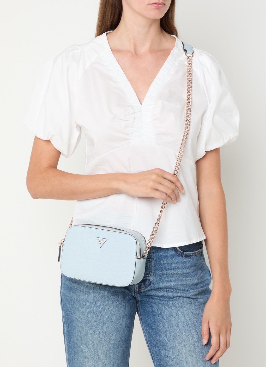 GUESS Noelle ll crossbodytas met logo - voorkant 3 lichtblauw