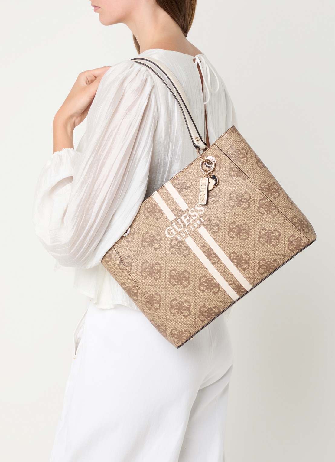 GUESS Noelle ll schoudertas met logoprint - voorkant 3 bruin