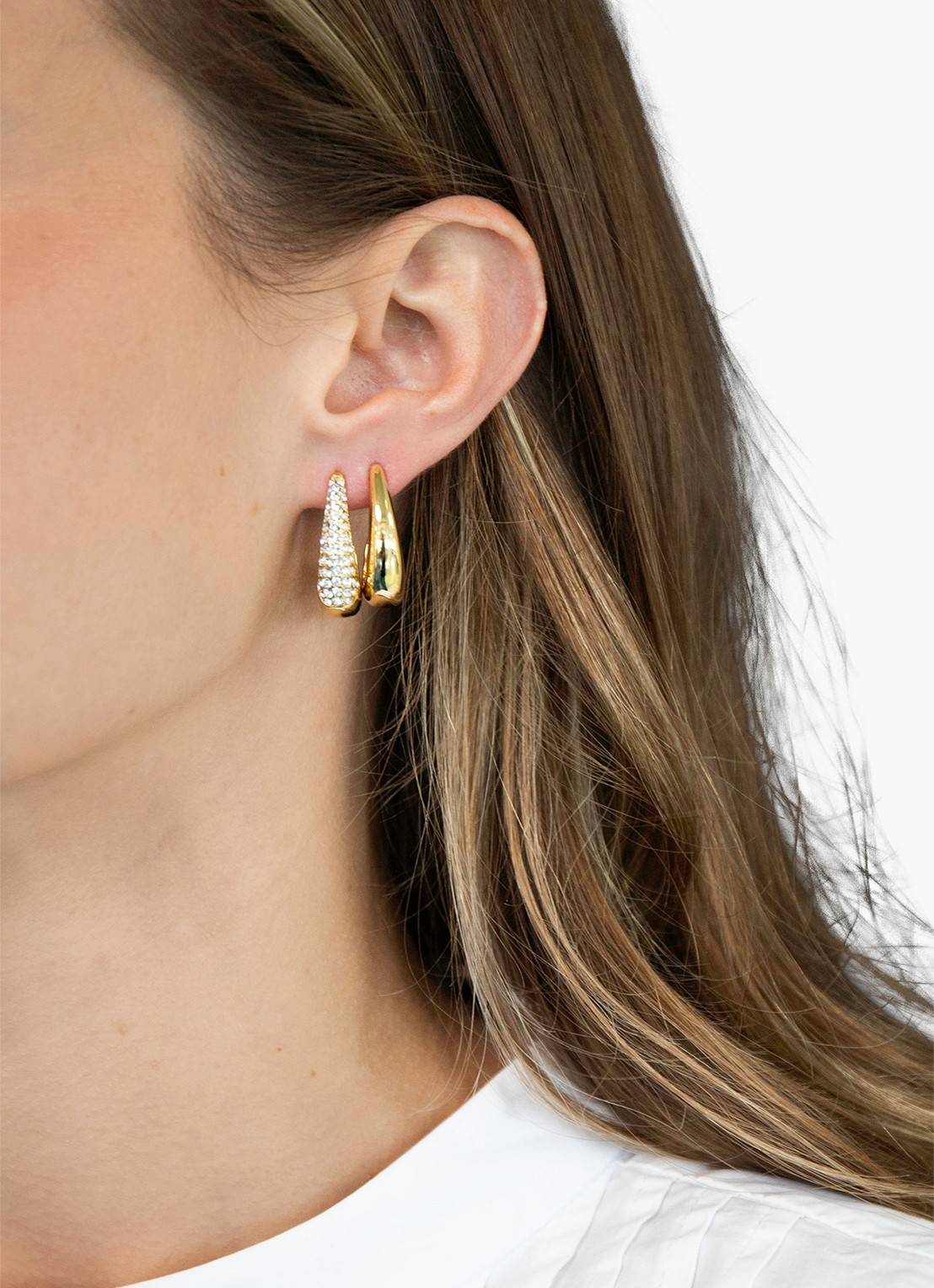 GUESS Oorringen JUBE06429JWYGT-U  - voorkant 3 goud