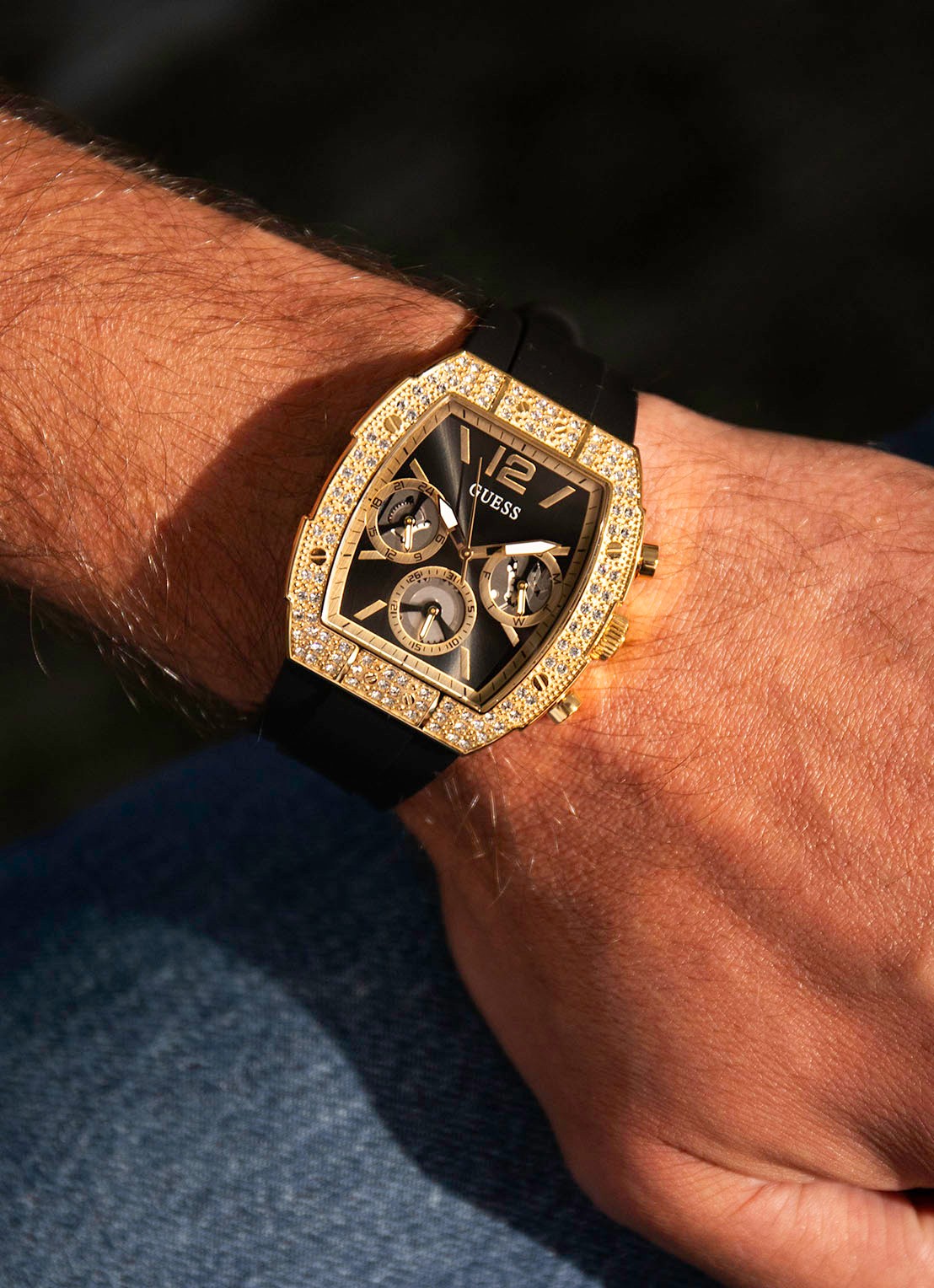 GUESS Phoenix Quantum horloge GW1069G2 - detail goud