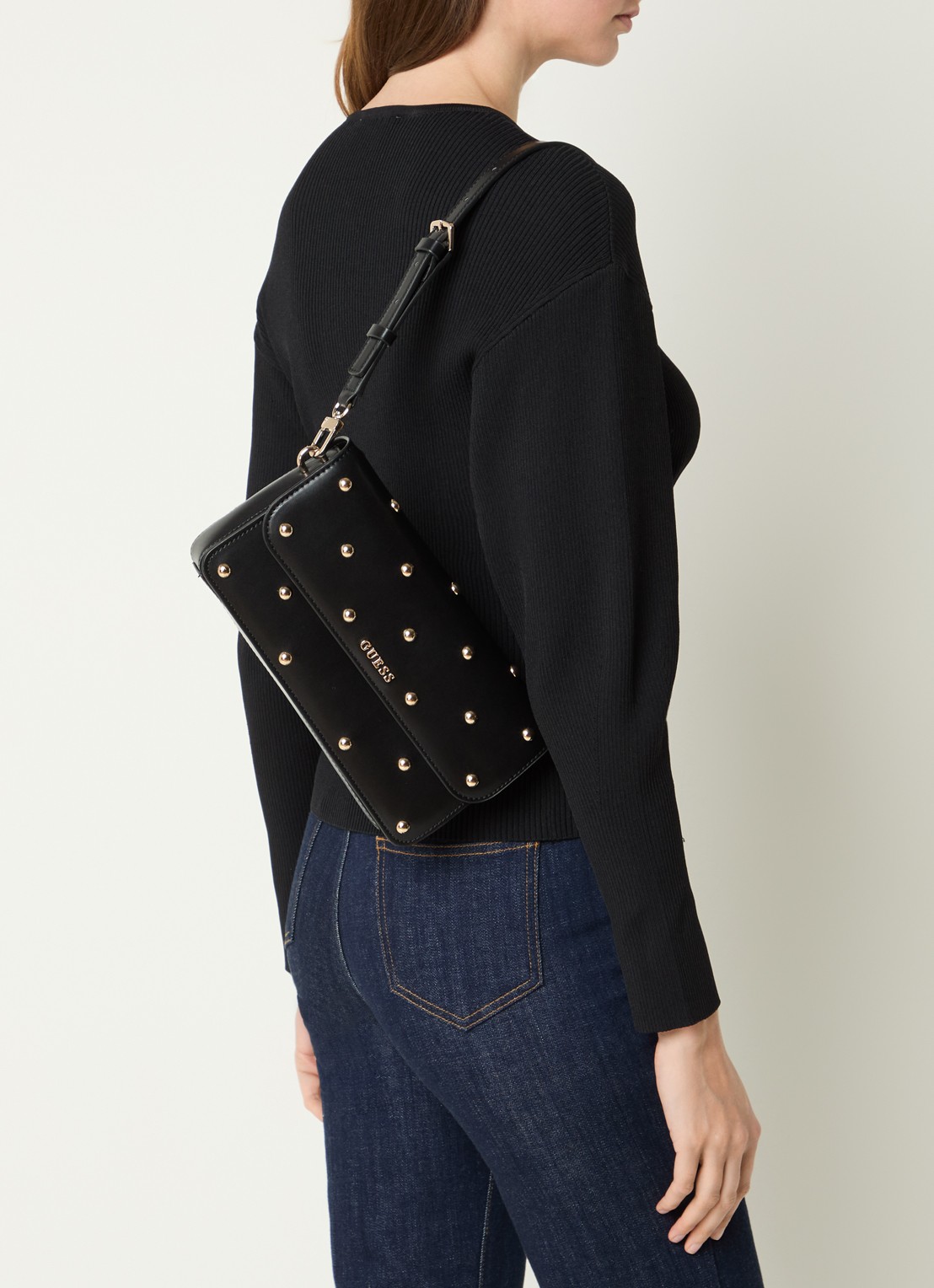 GUESS Sadie clutch met afneembare schouderriem en studs - voorkant 2 zwart
