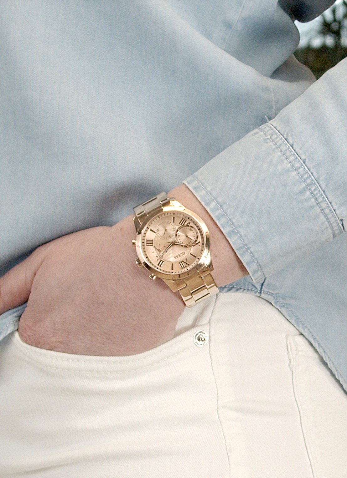 GUESS Solar horloge W1070L3 - detail 3 roségoud