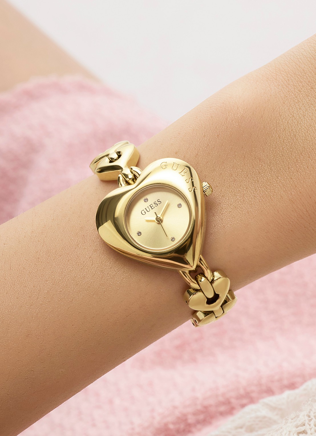 GUESS Valerie horloge GW0992L2 - detail goud