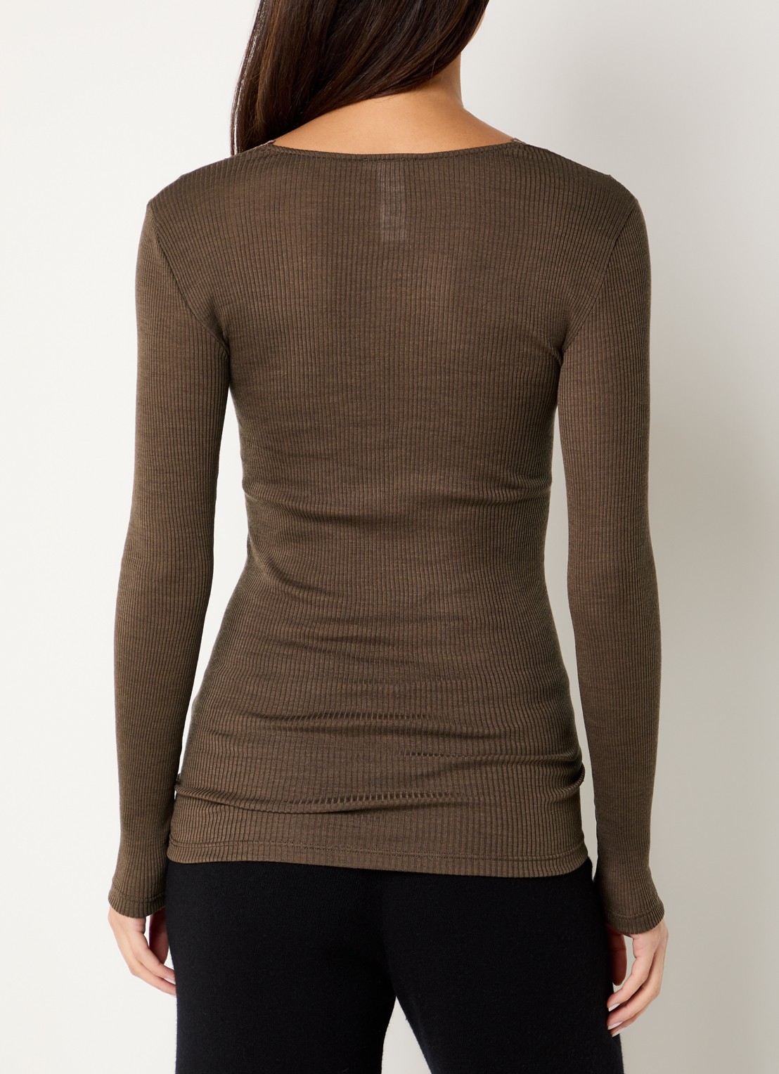 Hanro Marcia longsleeve in wolblend met details van kant - achterkant 4 bruin