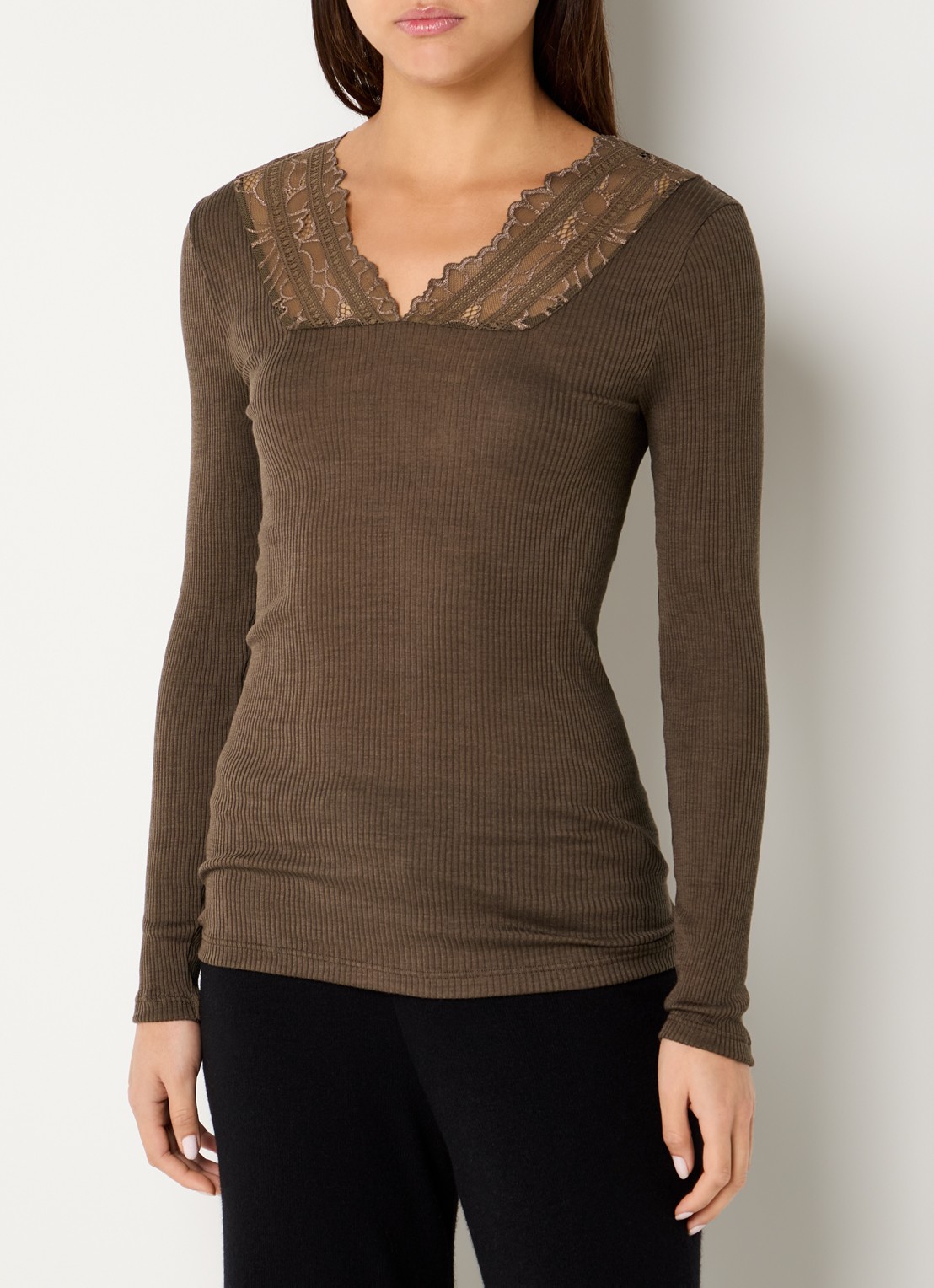 Hanro Marcia longsleeve in wolblend met details van kant - detail 3 bruin