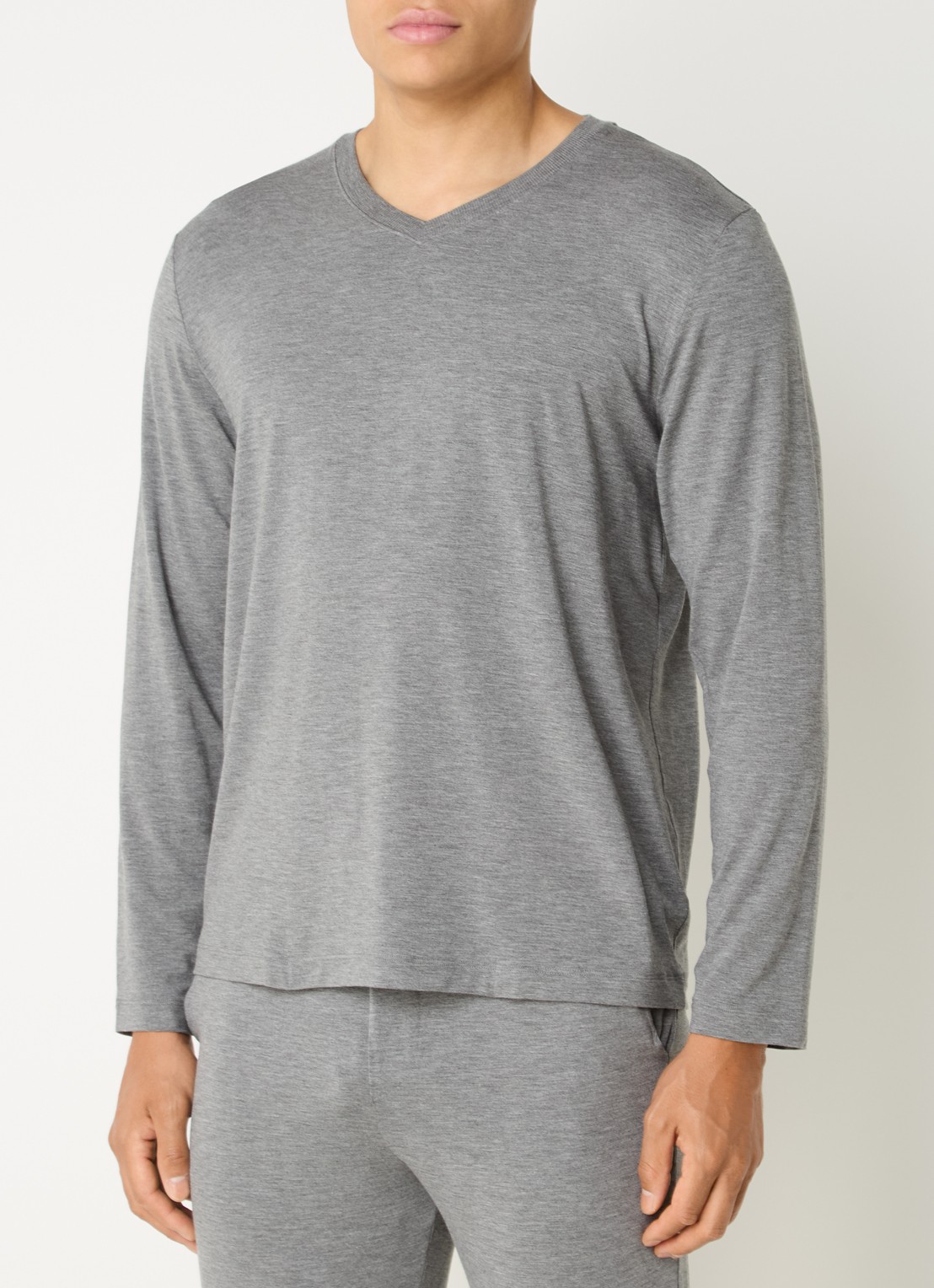 Hanro Pyjamatop met V-hals - detail 4 grijsmele