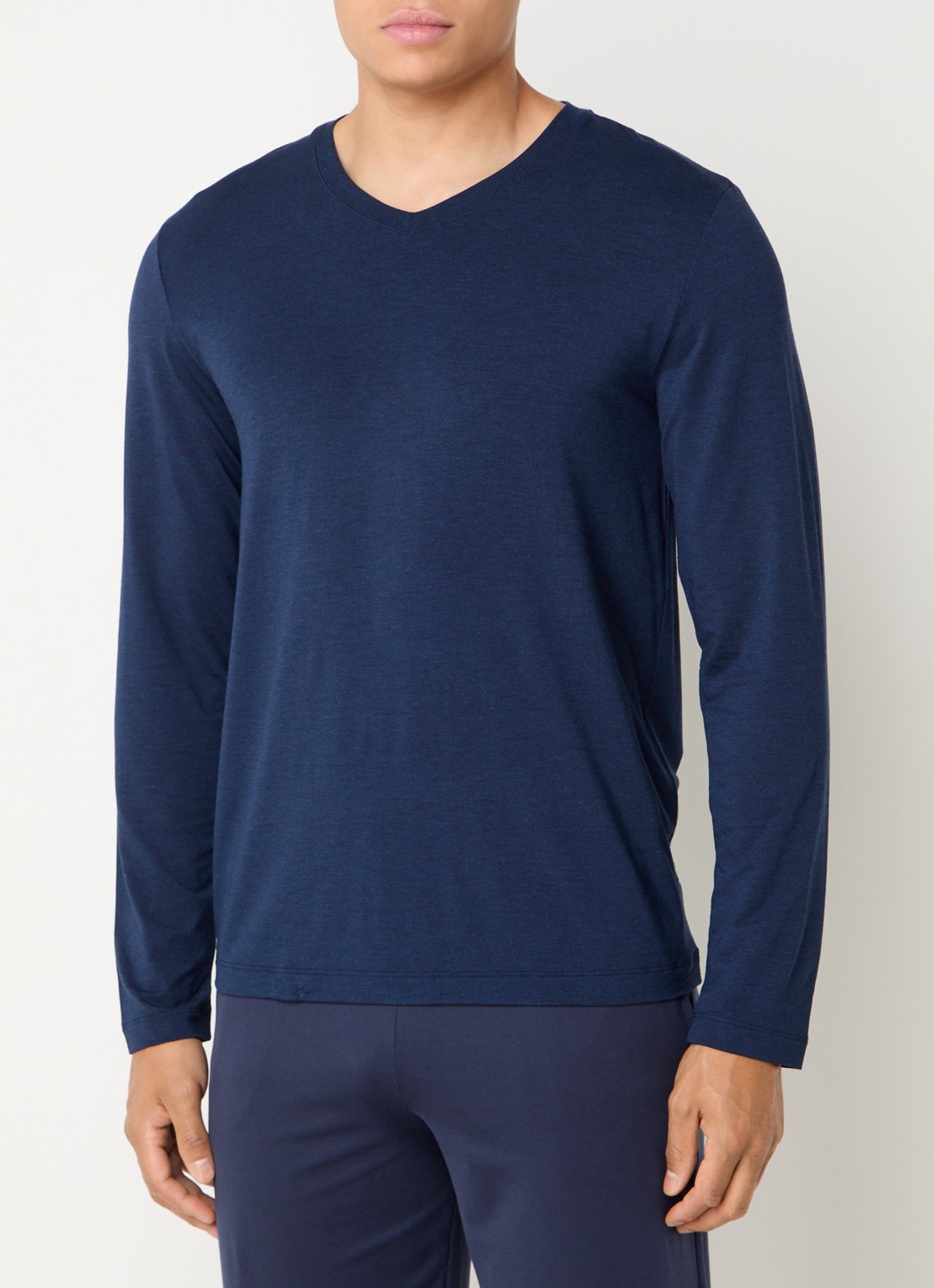 Hanro Pyjamatop met V-hals - detail 4 donkerblauw