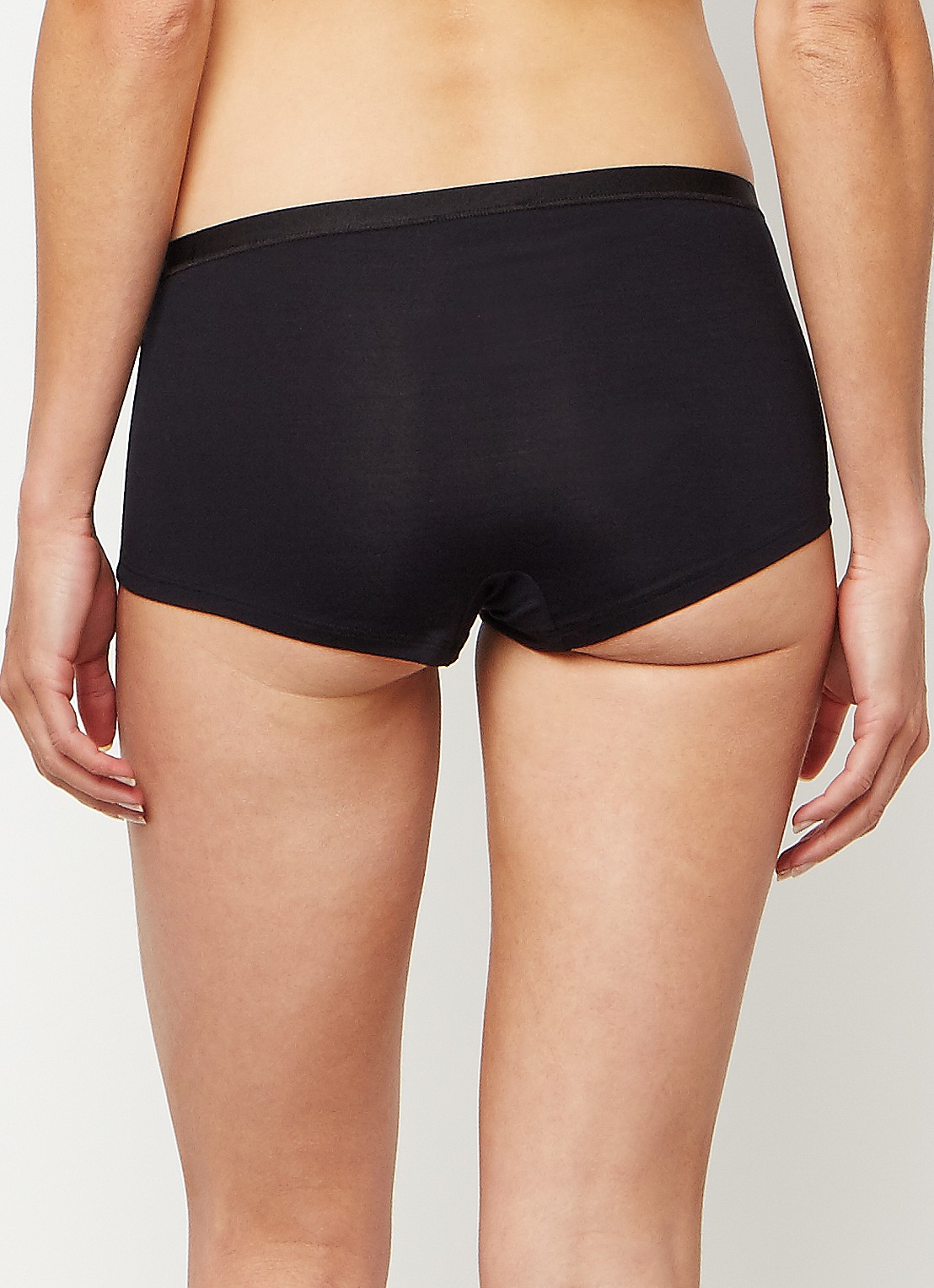 Hanro Soft Touch shorty - achterkant 2 zwart