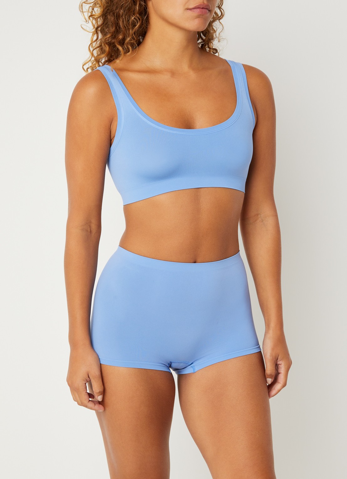 Hanro Touch Feeling naadloze shorty - detail 4 lavendel