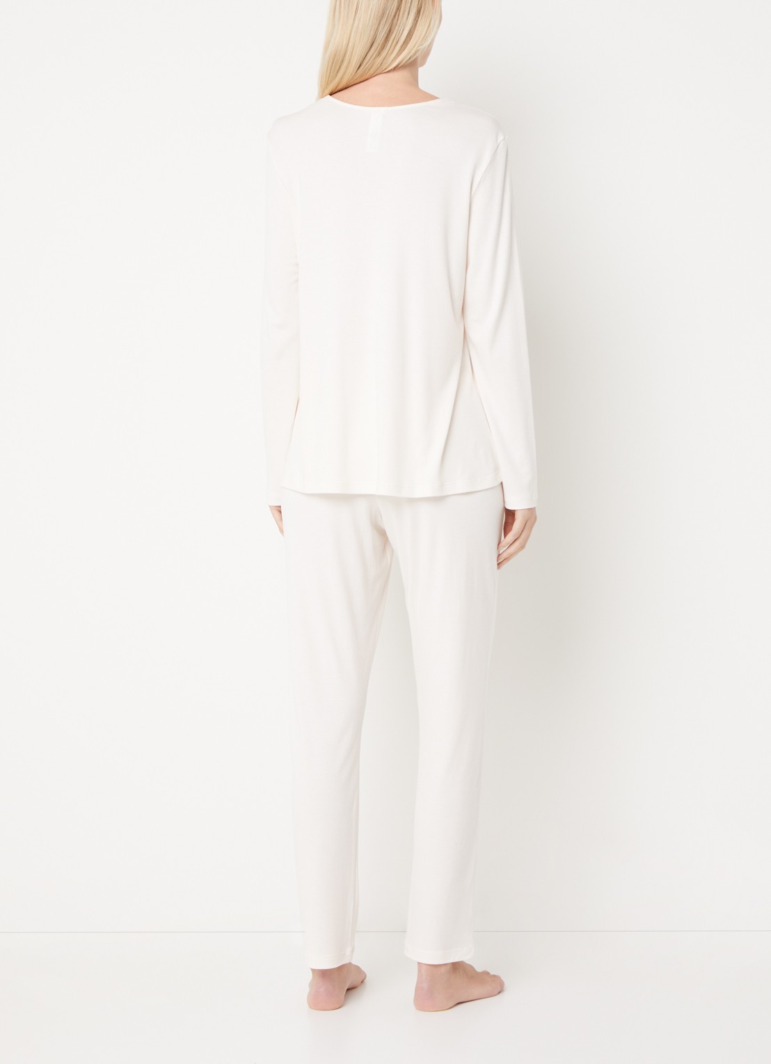 Hanro Tyra pyjamaset van katoen - achterkant 4 creme