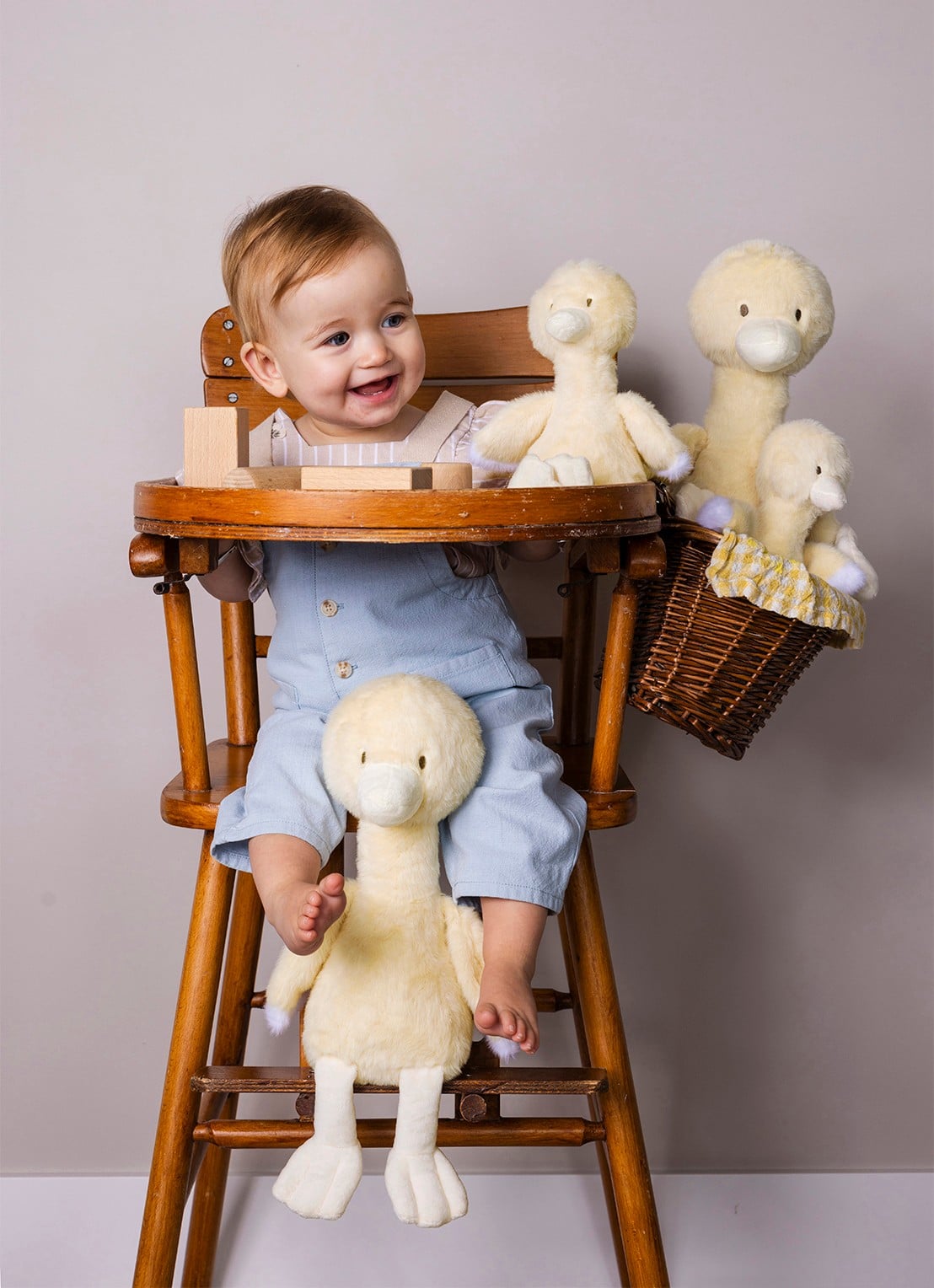 Happy Horse Cosy eendje knuffel 34 cm - voorkant 2 geel