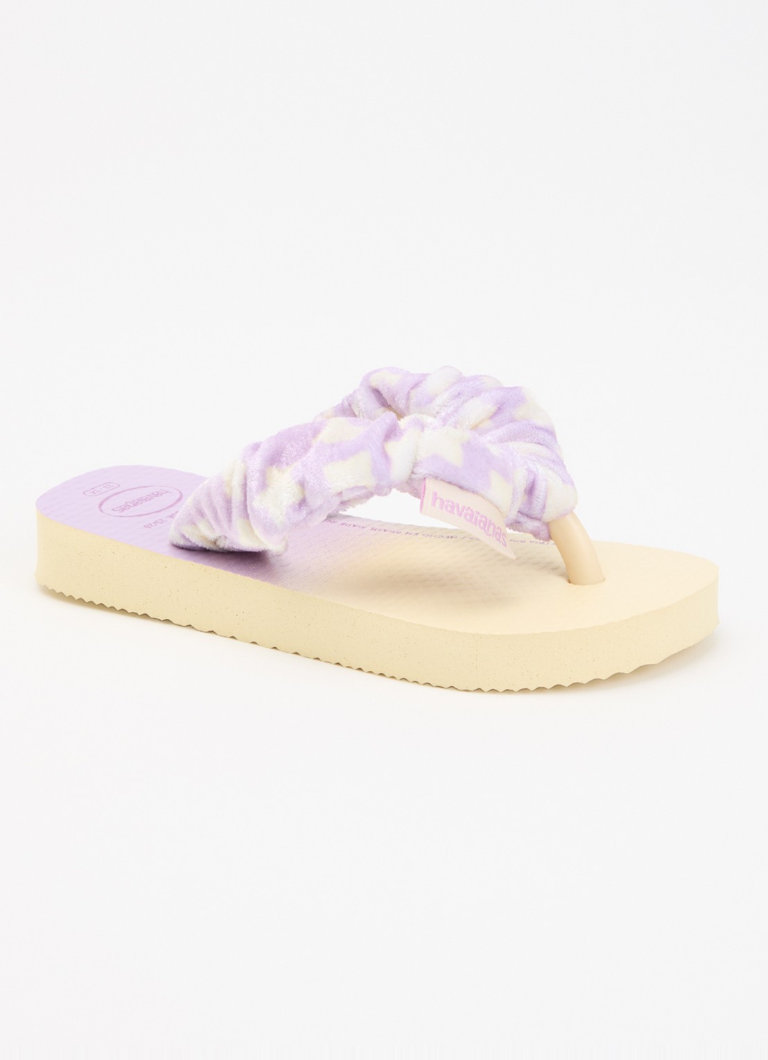 Havaianas Fluffy slippers van fluweel met print - voorkant 4 gebroken wit
