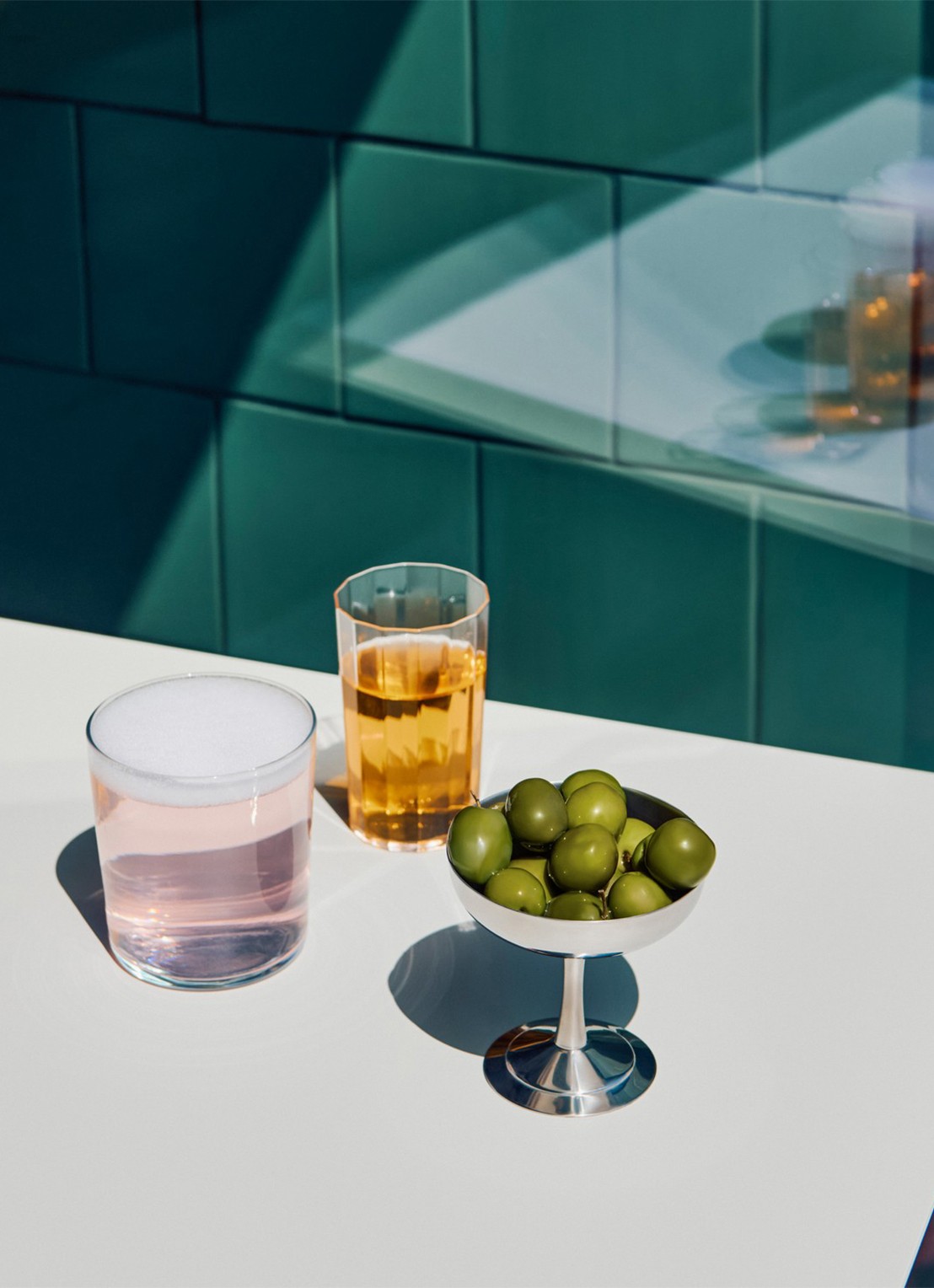 Hay Angle Medium longdrinkglas set van 4 - achterkant 2 transparant