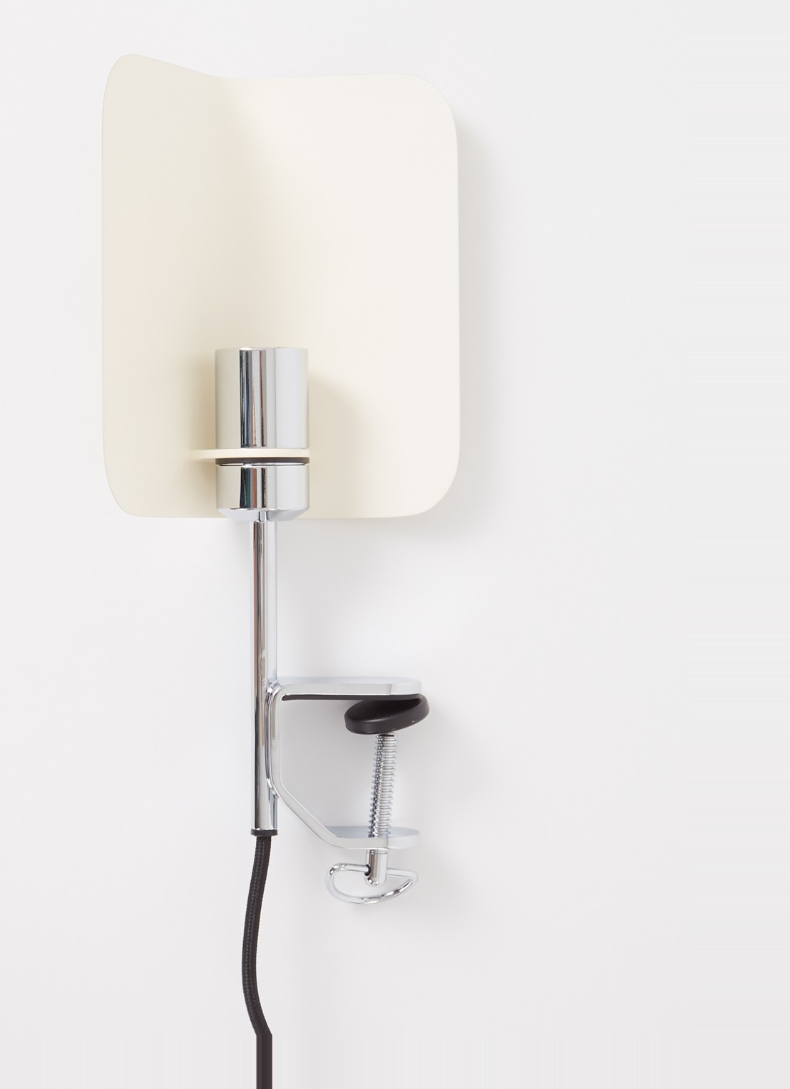 Hay Apex klemlamp 27,5 cm - detail ivoor