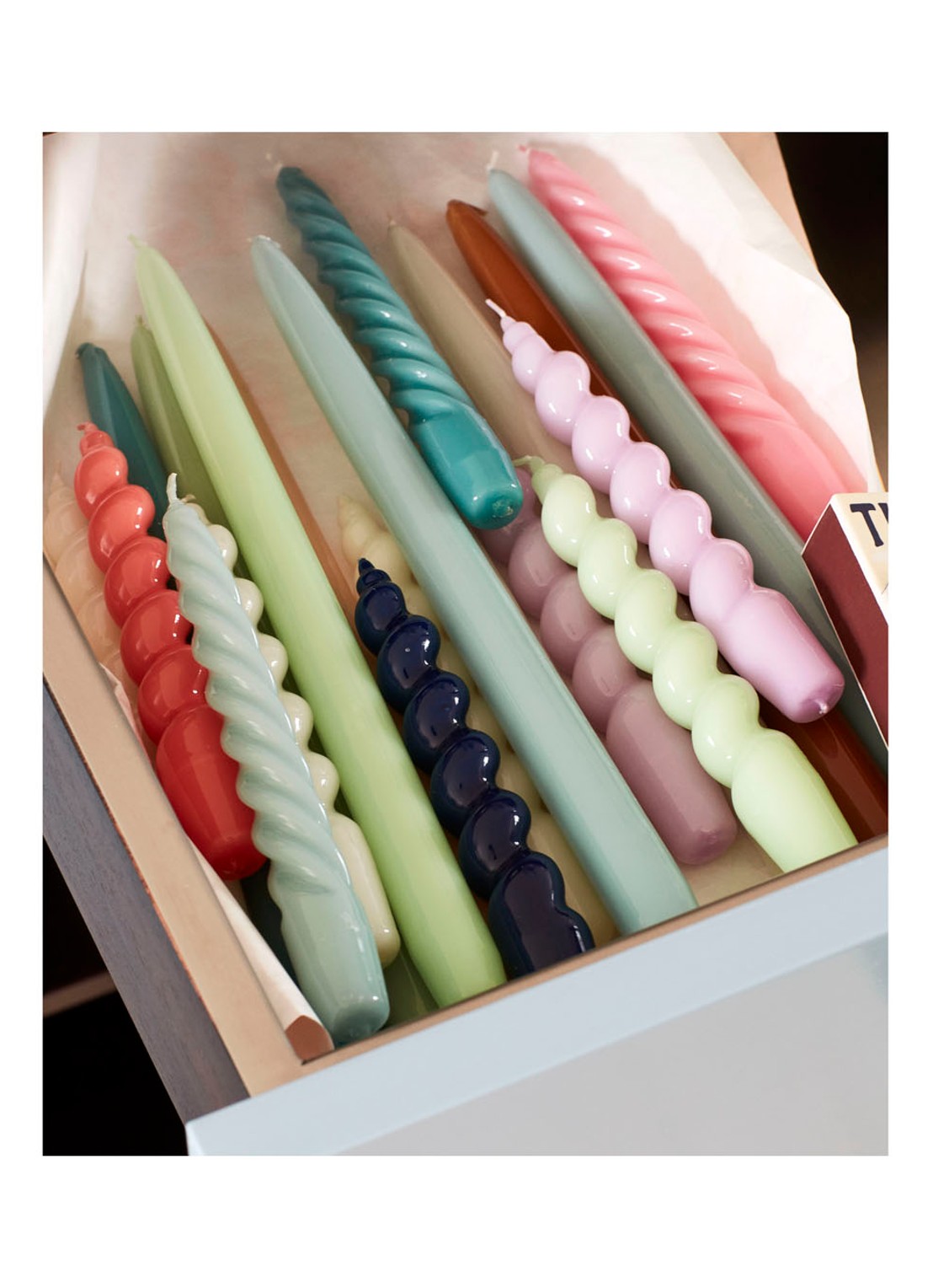 Hay Candle Spiral kaars set van 6 - voorkant 5 undefined